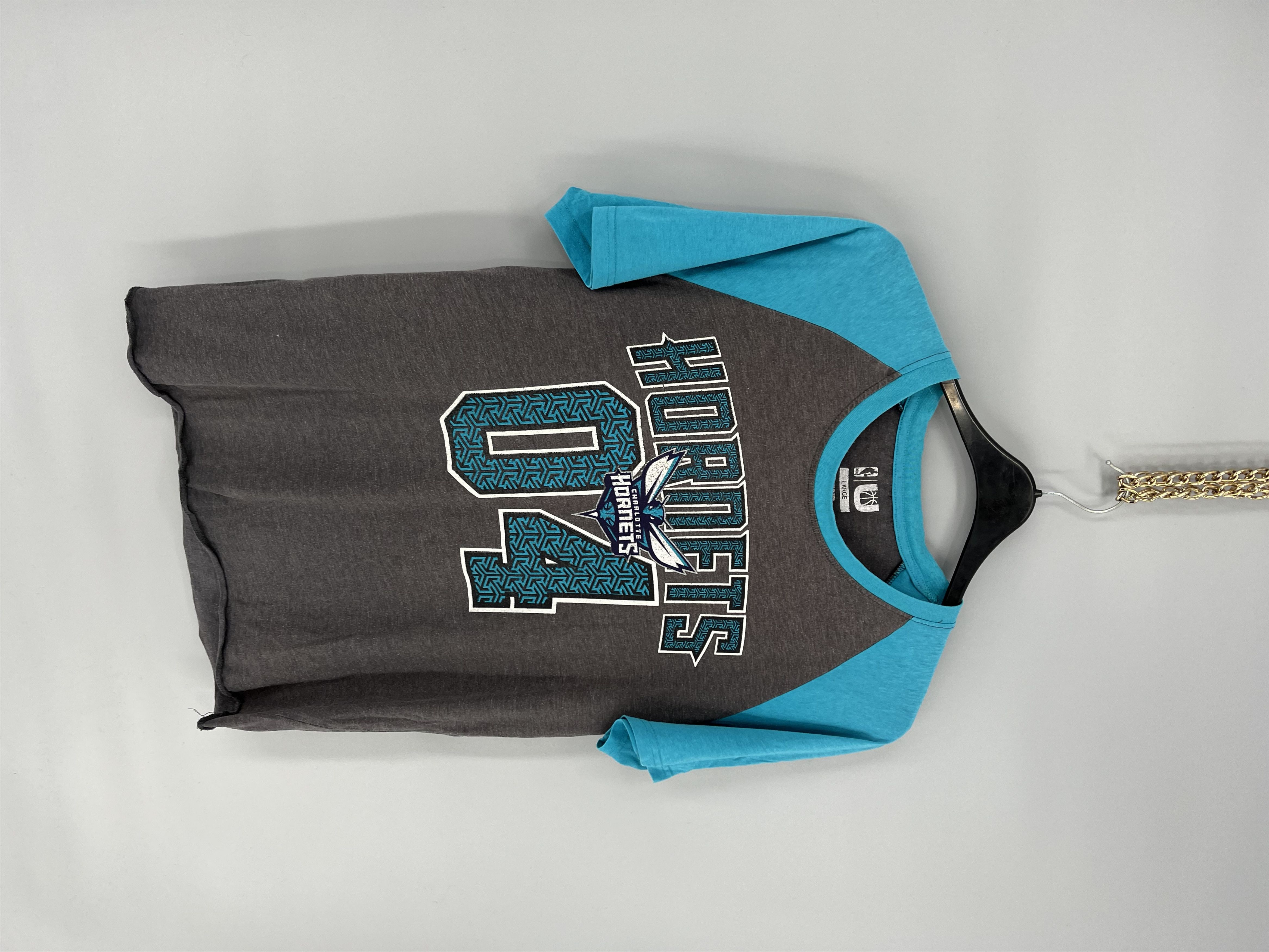 NBA × Vintage 90s Vintage Charlotte Hornets NBA T-Shirt Streetwear Style Size US L / EU 52-54 / 3 - 2 Thumbnail