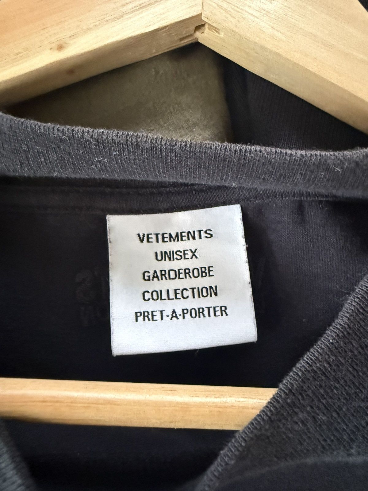 Vetements Vetements LARGE tee Size US L / EU 52-54 / 3 - 1 Thumbnail