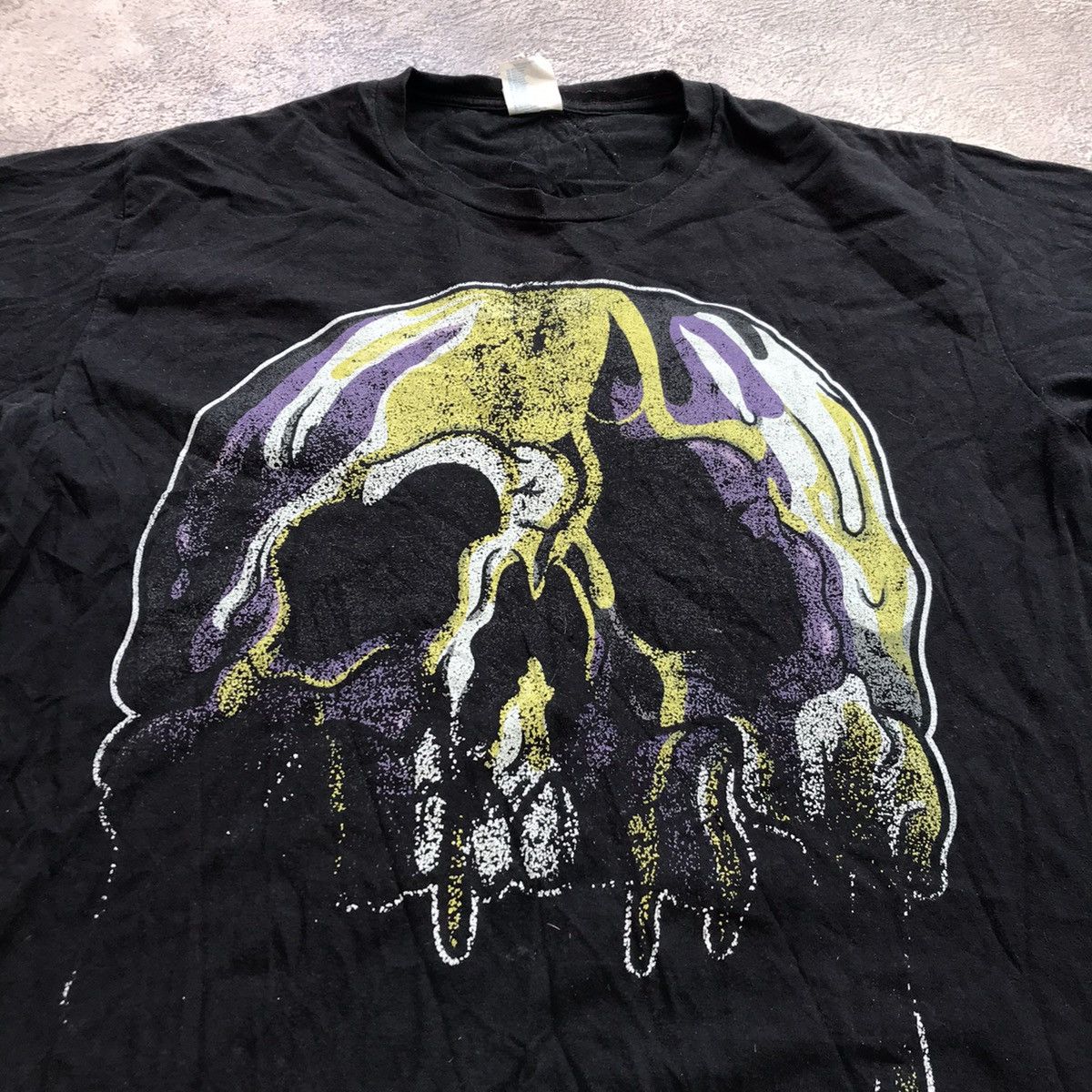 Vintage Vintage 90s Skull Graphic Tee Grunge Horror Thrashed Boxy L Size US L / EU 52-54 / 3 - 1 Thumbnail