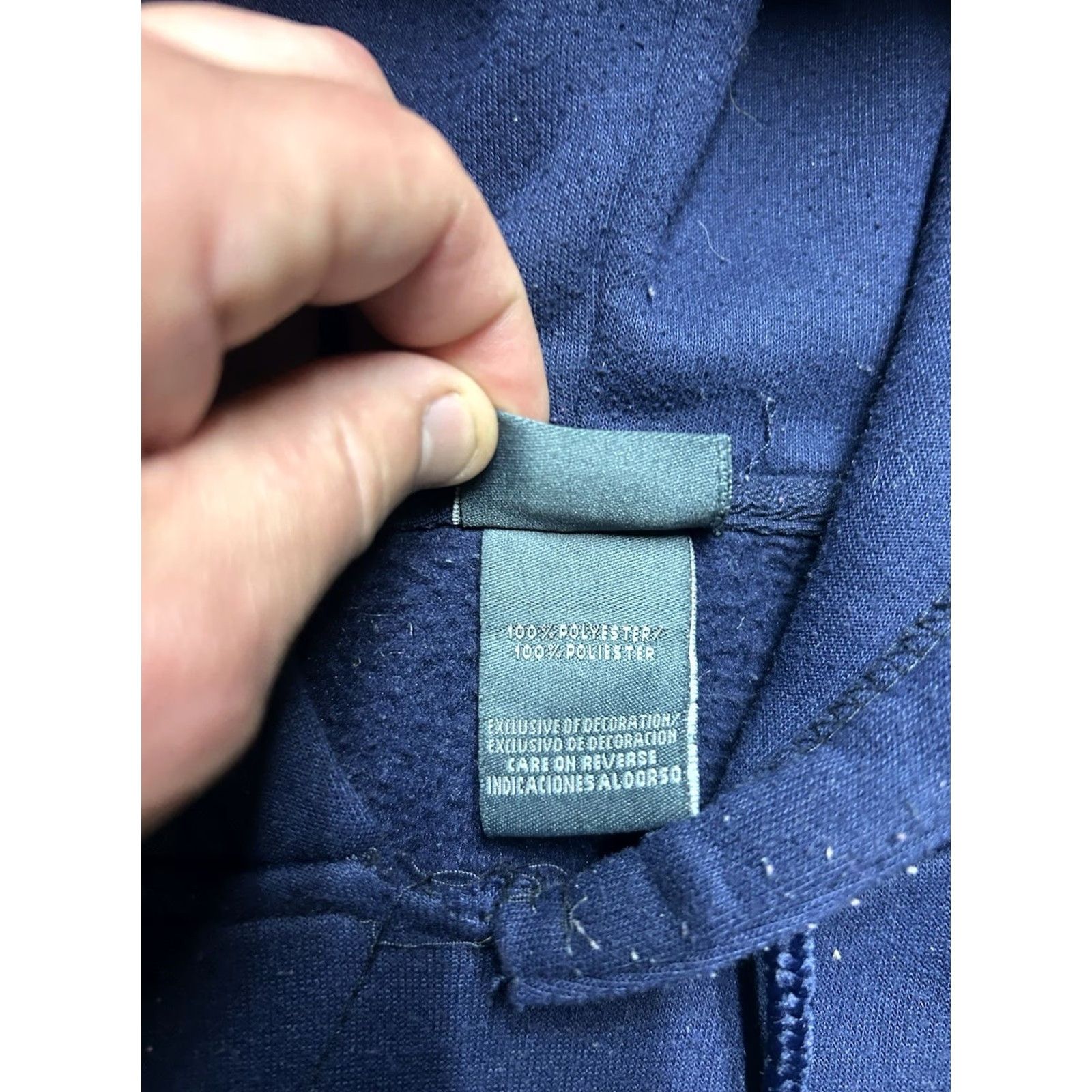 Vintage VINTAGE University Wolverines Embroidered Blue Pullover Hoodie XL Men Size US XL / EU 56 / 4 - 4 Thumbnail