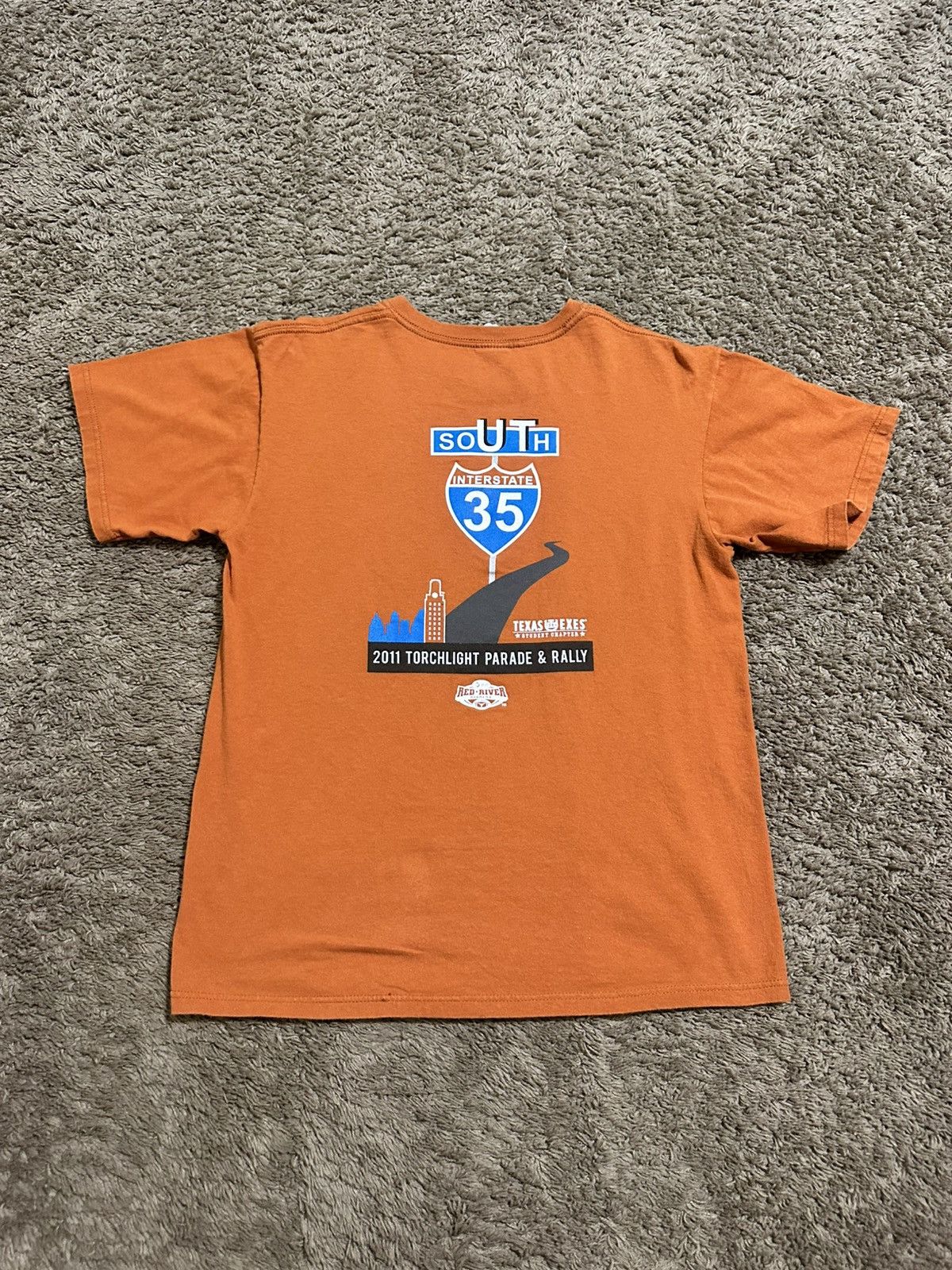 NCAA Vintage Texas Longhorns “red river” shirt 00s size medium Size US M / EU 48-50 / 2 - 6 Thumbnail