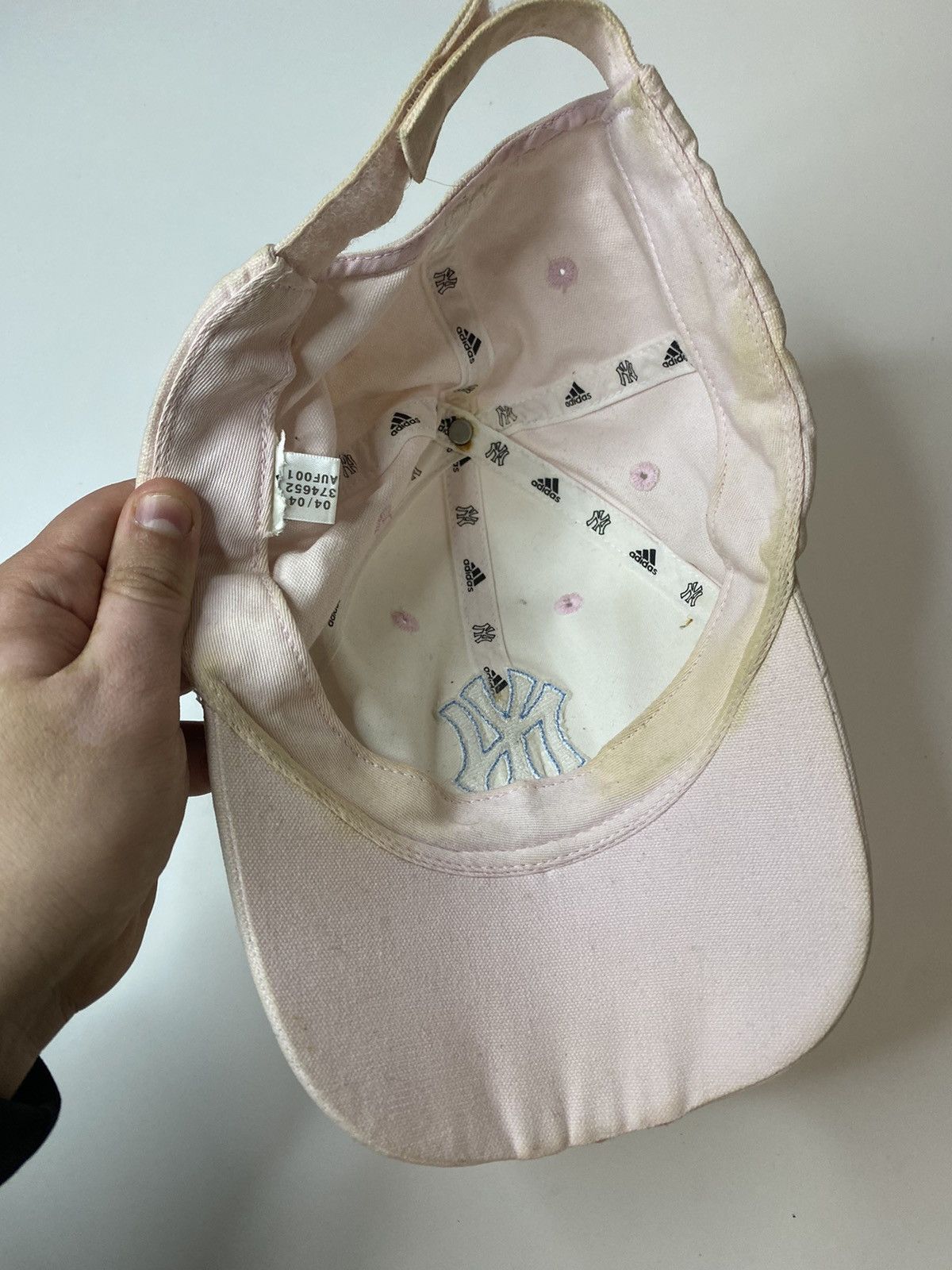 Vintage New York Yankees adidas vintage cap hat Size ONE SIZE - 7 Thumbnail