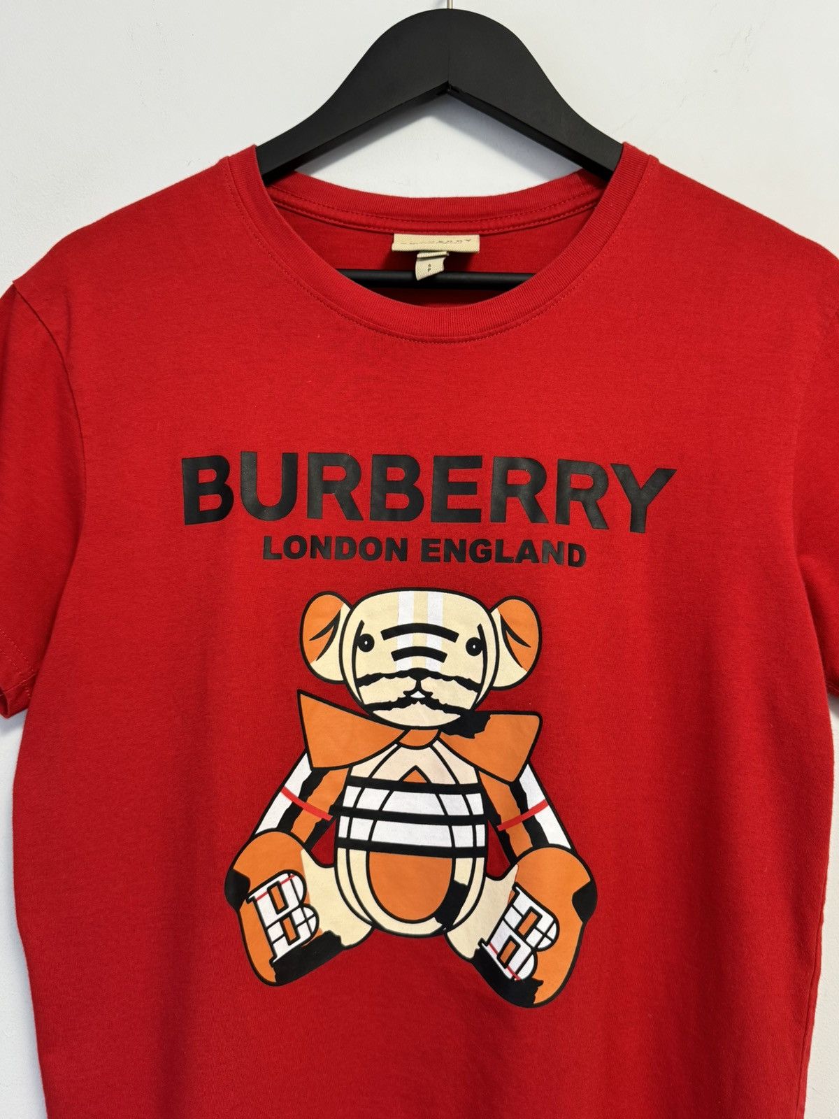 Burberry Burberry T-Shirt Luxury Reb teddy bear Size US S / EU 44-46 / 1 - 2 Thumbnail