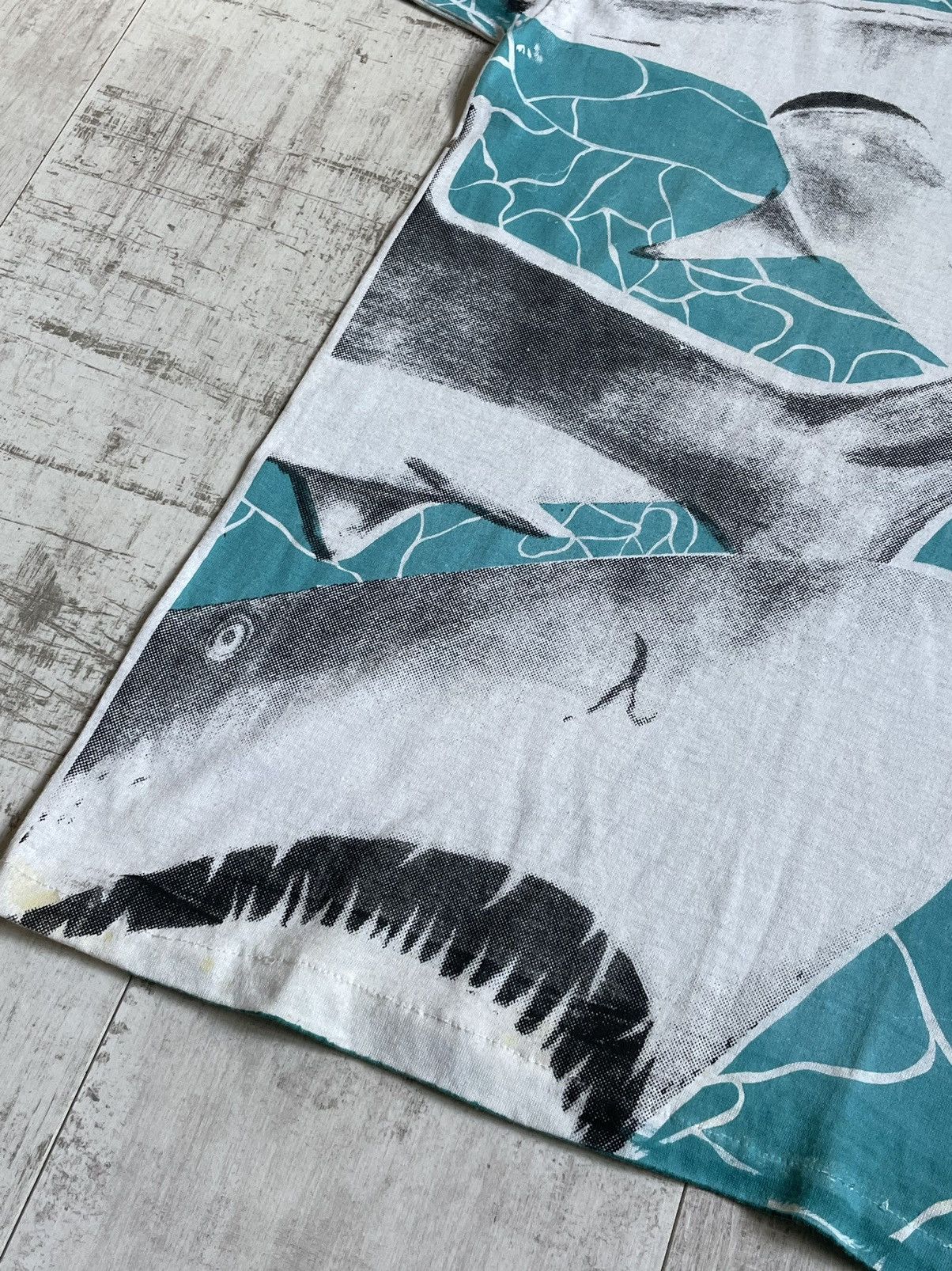 Vintage Vintage 90’s Hammerhead Shark T-Shirt Over Printed RARE Size US M / EU 48-50 / 2 - 4 Thumbnail