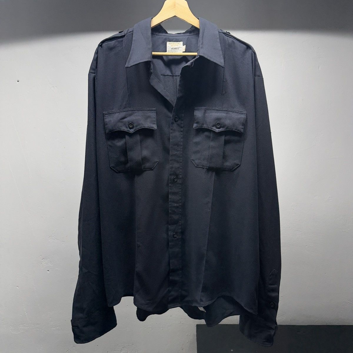 Vintage 70s 80s Faded Thrashed Security Uniform Shirt ERD Grunge Size US XXL / EU 58 / 5 - 1 Thumbnail