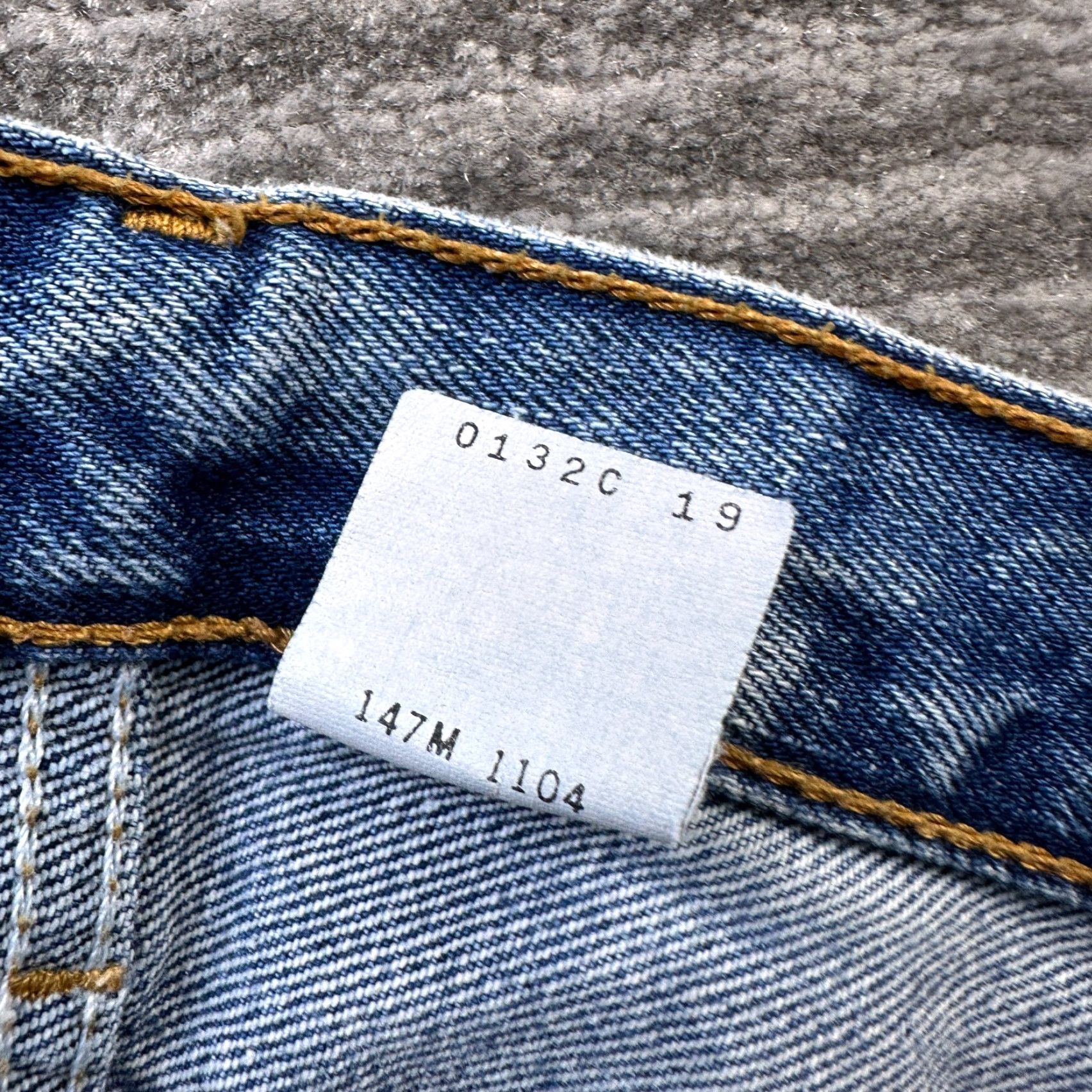 Levi's VINTAGE Levi's 501 Jeans Mens 33x34 Blue Denim Straight 90s Vintage Jeans** Size US 33 - 6 Thumbnail