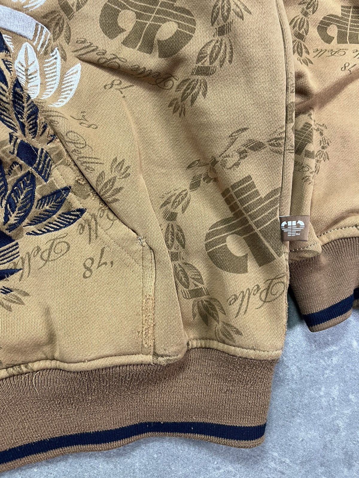 Pelle Pelle 00s Pelle Pelle Embroidered Multilogo Baggy Heavy Zip Hoodie Size US XXL / EU 58 / 5 - 9 Thumbnail