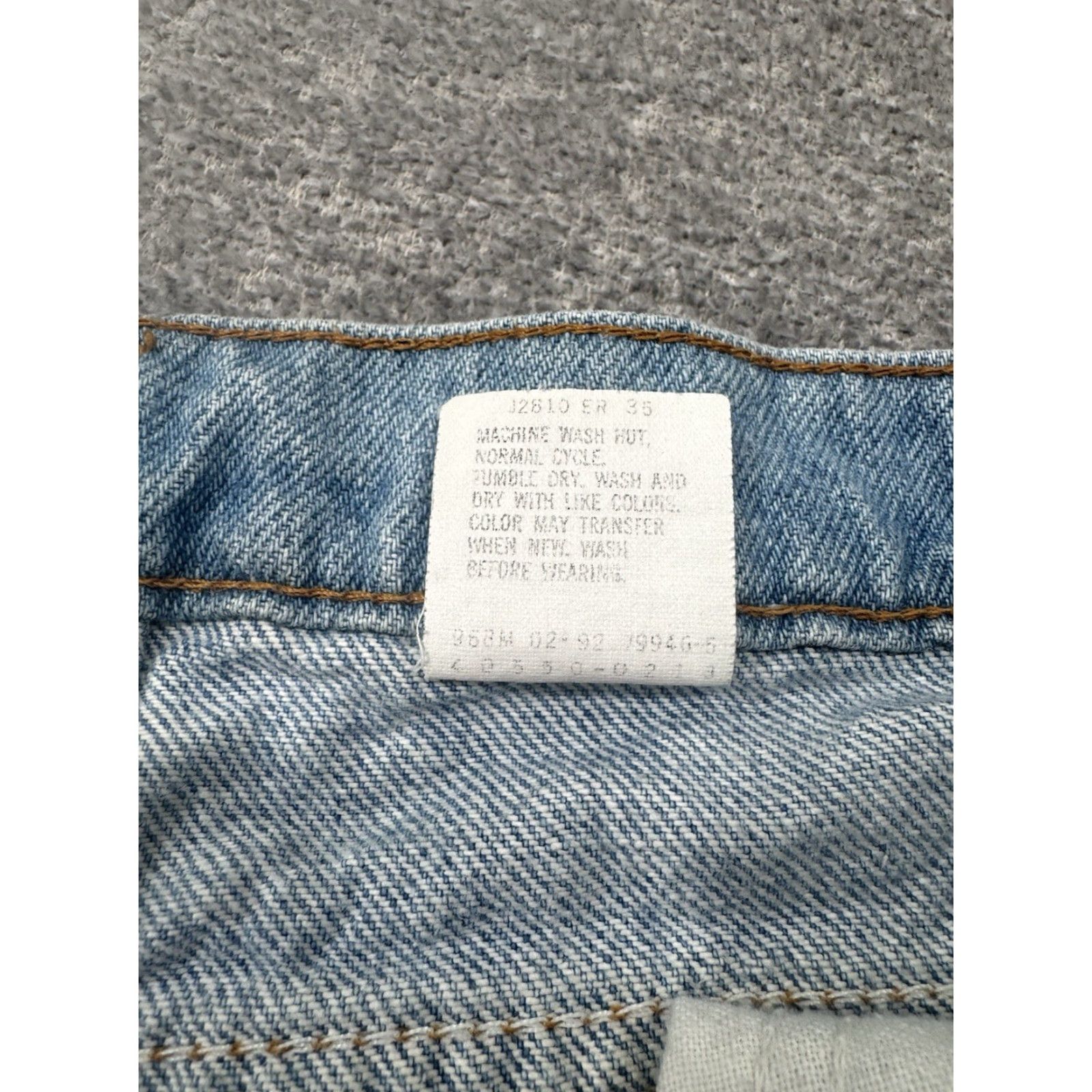 Levi's VINTAGE Levi's 550 Jeans Relaxed Orange Tab 31x30 Distressed 90s USA Weekender Denim Cardi? Size US 31 - 7 Thumbnail