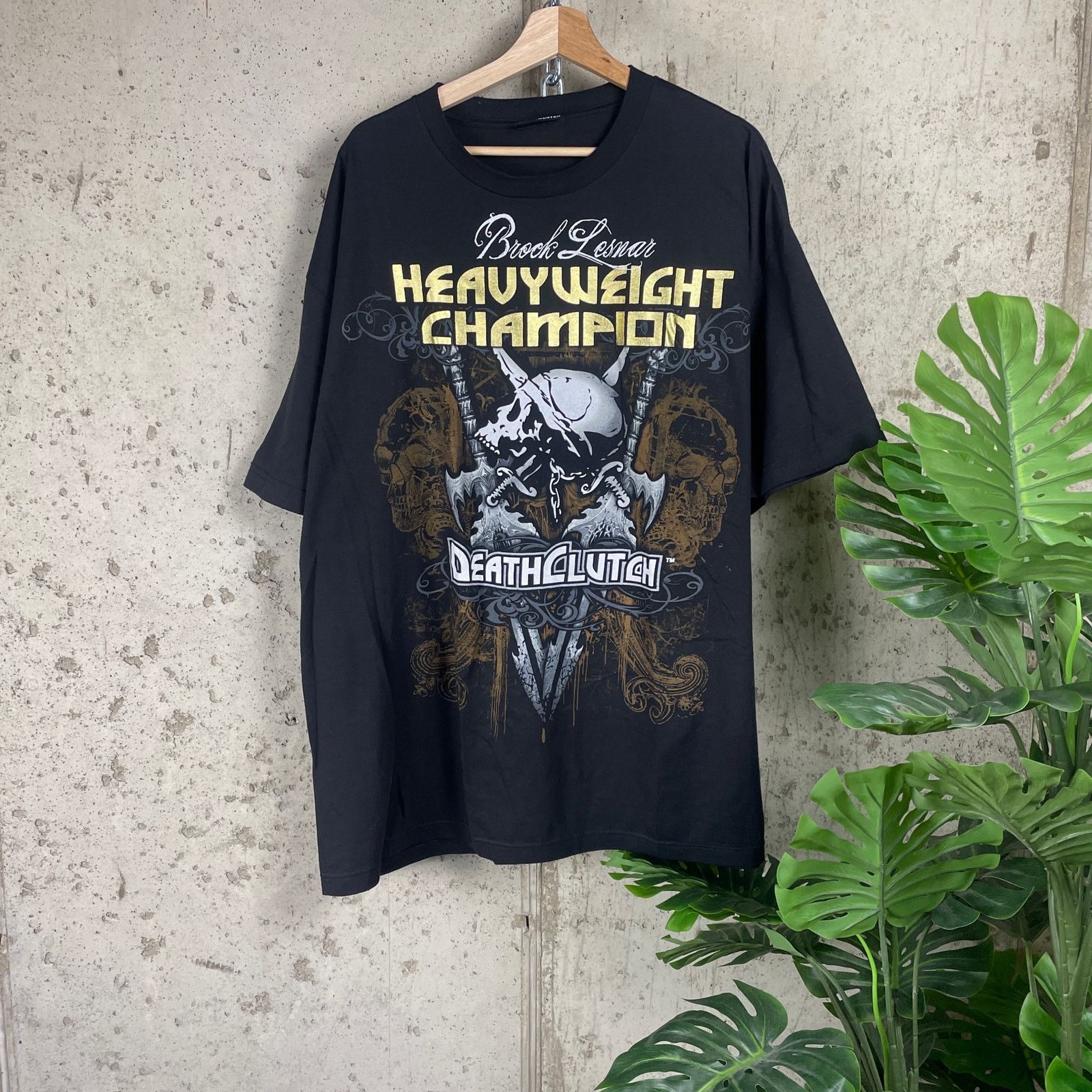 UFC Y2K Brock Lesnar Death Clutch UFC MMA Skull 2XL Emo Shirt Size US XXL / EU 58 / 5 - 1 Thumbnail