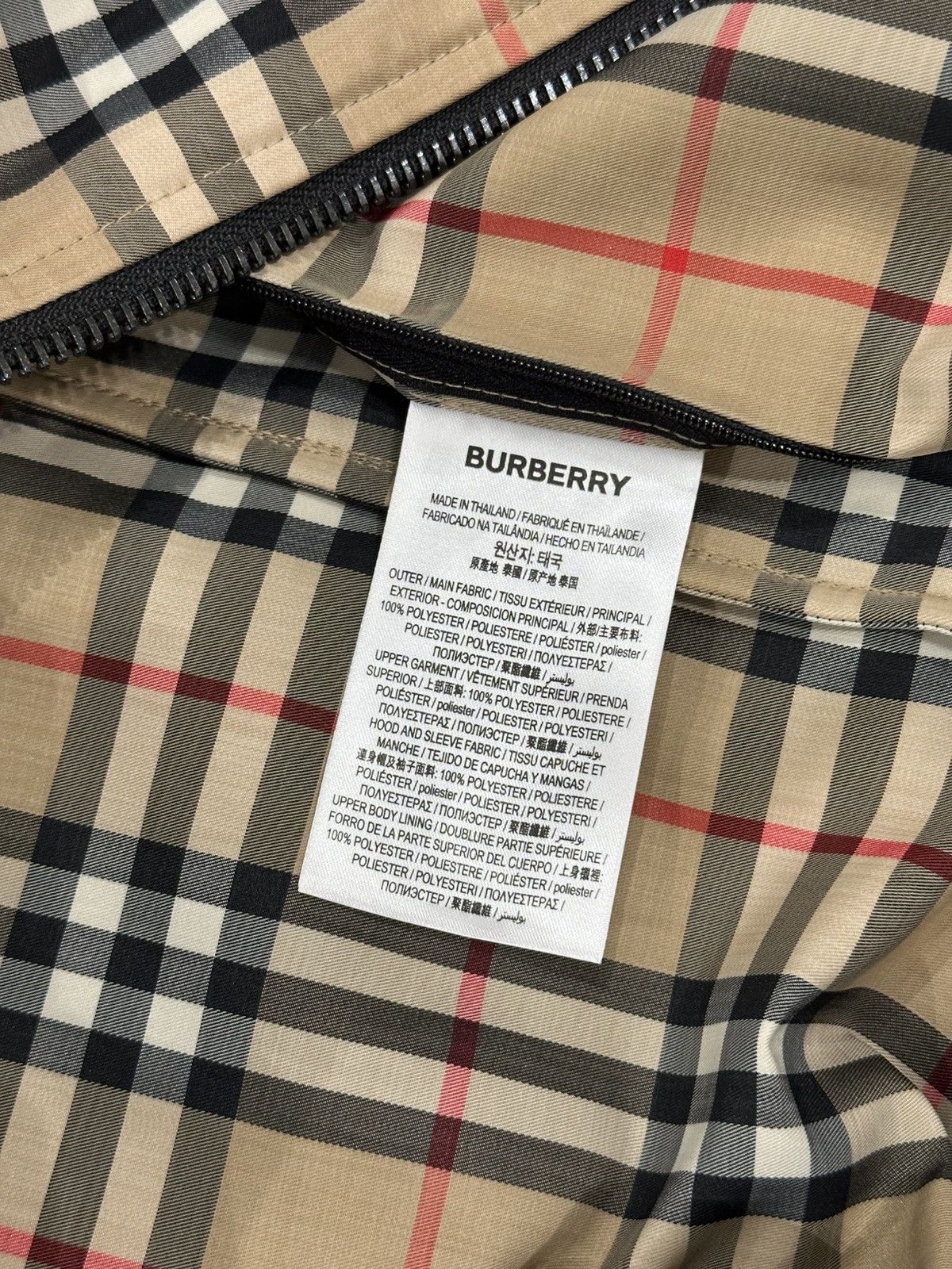 Burberry BURBERRY NYLON NOVA CHECK HOODED WINDBREAKER SMALL Size US S / EU 44-46 / 1 - 7 Thumbnail