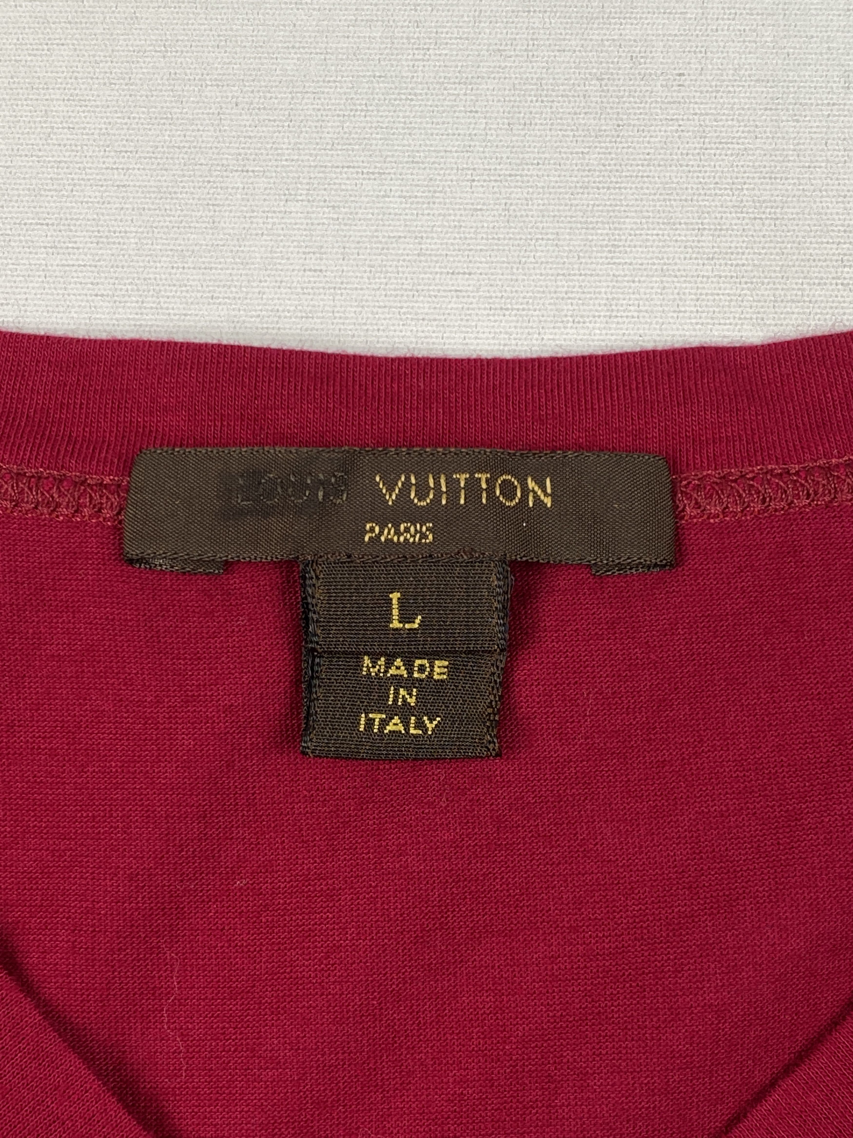 Louis Vuitton w/ Pocket T-Shirt Size L / US 10 / IT 46 - 11 Thumbnail