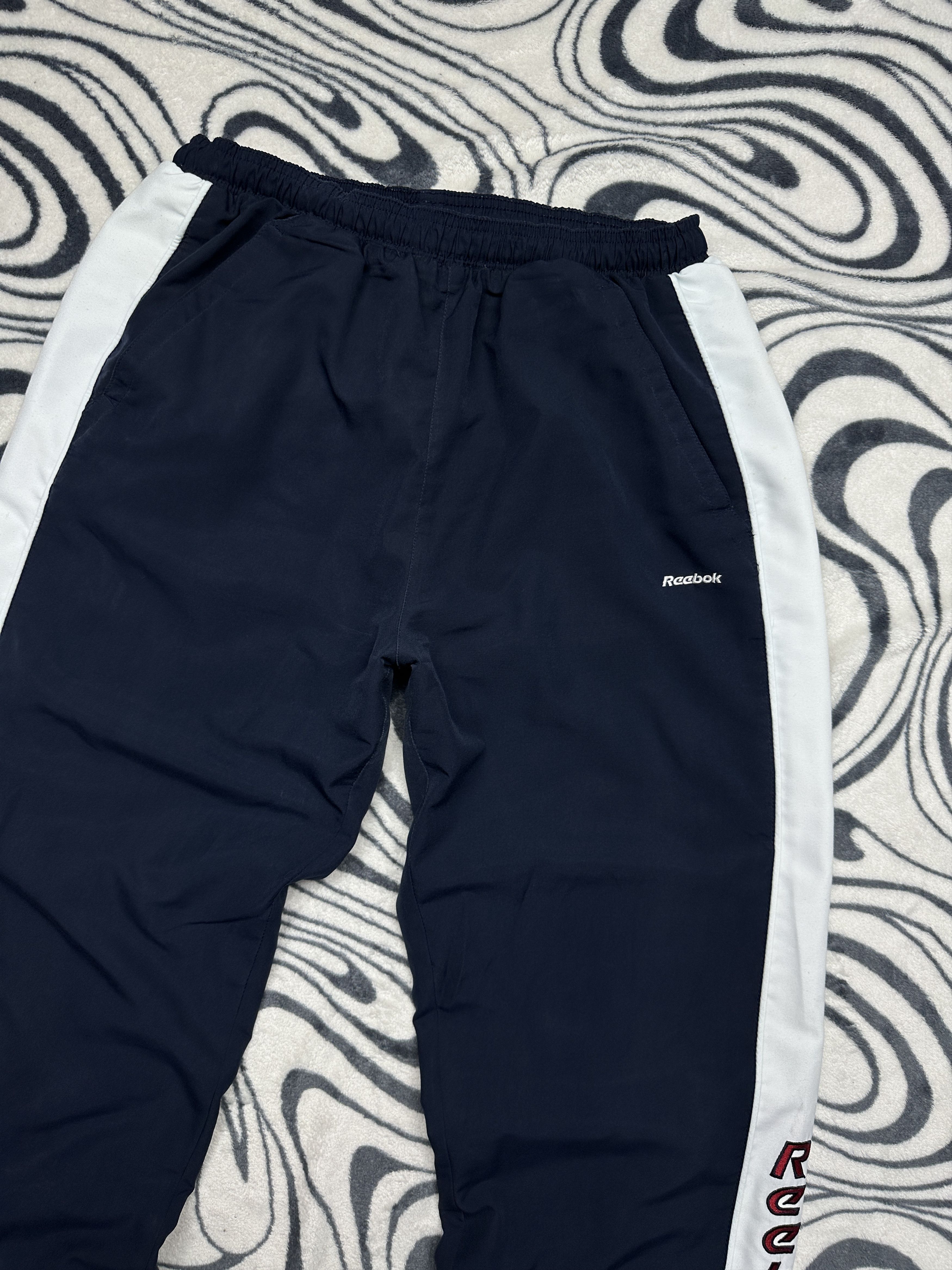 Reebok Vintage Reebok Mens Nylon Baggy Track Pants Y2K Size US 32 / EU 48 - 2 Thumbnail