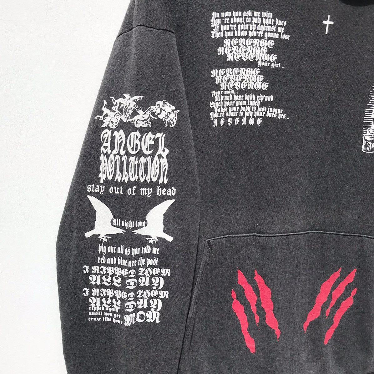 WWE Y2K Vintage Johnny Spade WWE Hoodie Sweatshirt SunFaded Size US L / EU 52-54 / 3 - 14 Thumbnail