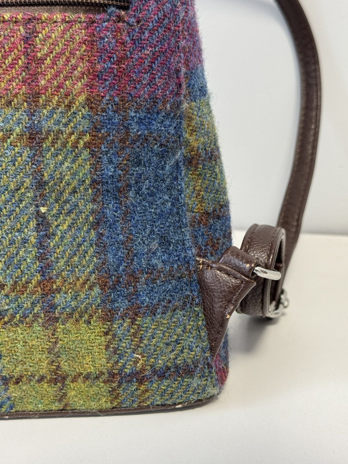 Harris Tweed AUTHENTIC HARRIS TWEED MINI BACKPACK TUMMEL GLEN APPIN Col Size ONE SIZE - 15 Thumbnail