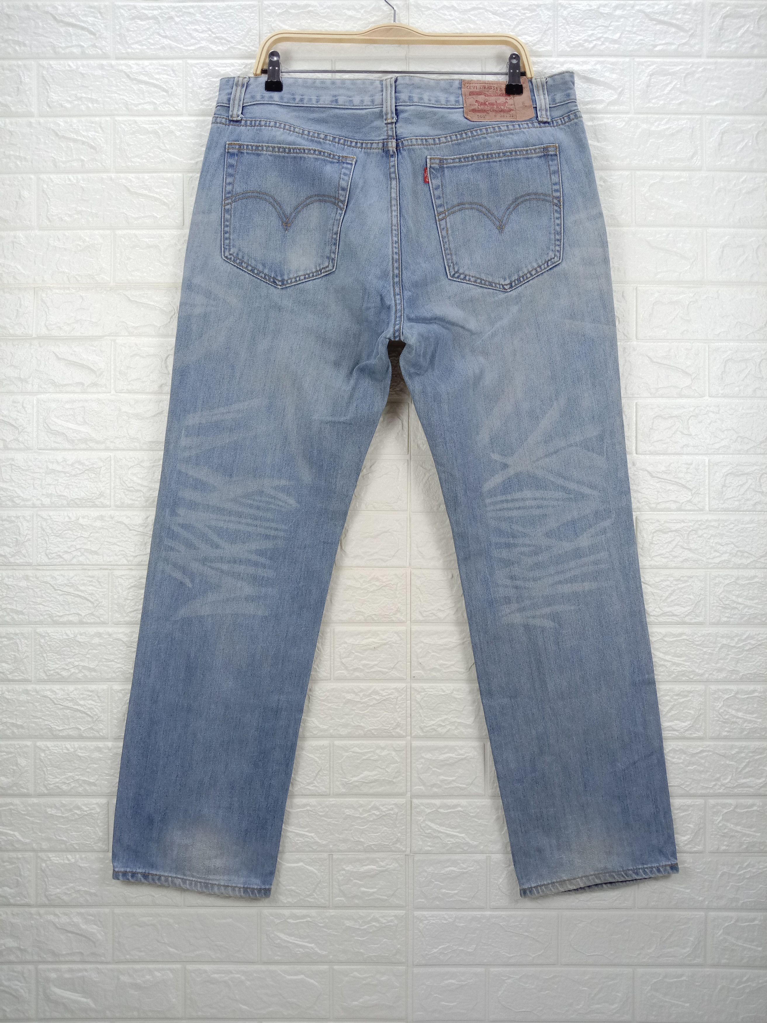 Levi's Vintage Levi's 501 Jeans Blue Wash Fly Buttons Denim Size US 37 - 5 Thumbnail