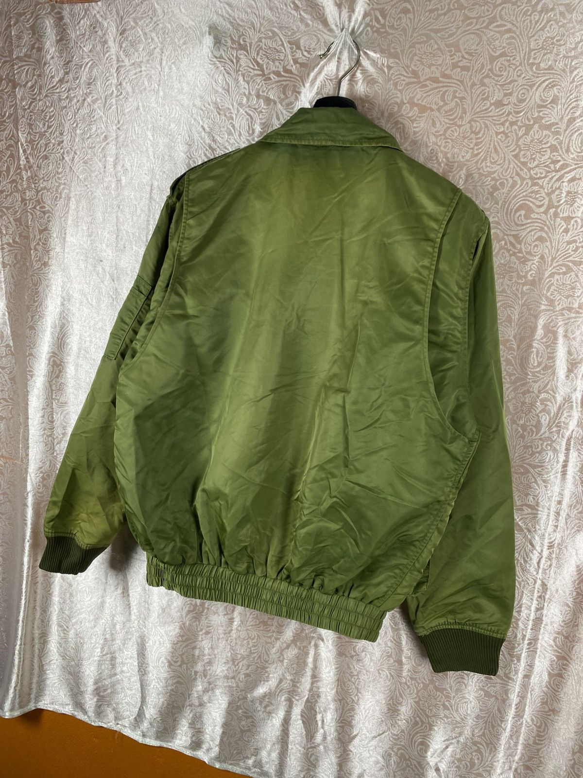 Vintage Vintage Military Style Green Utility Pocket Army Jacket Size US M / EU 48-50 / 2 - 12 Thumbnail