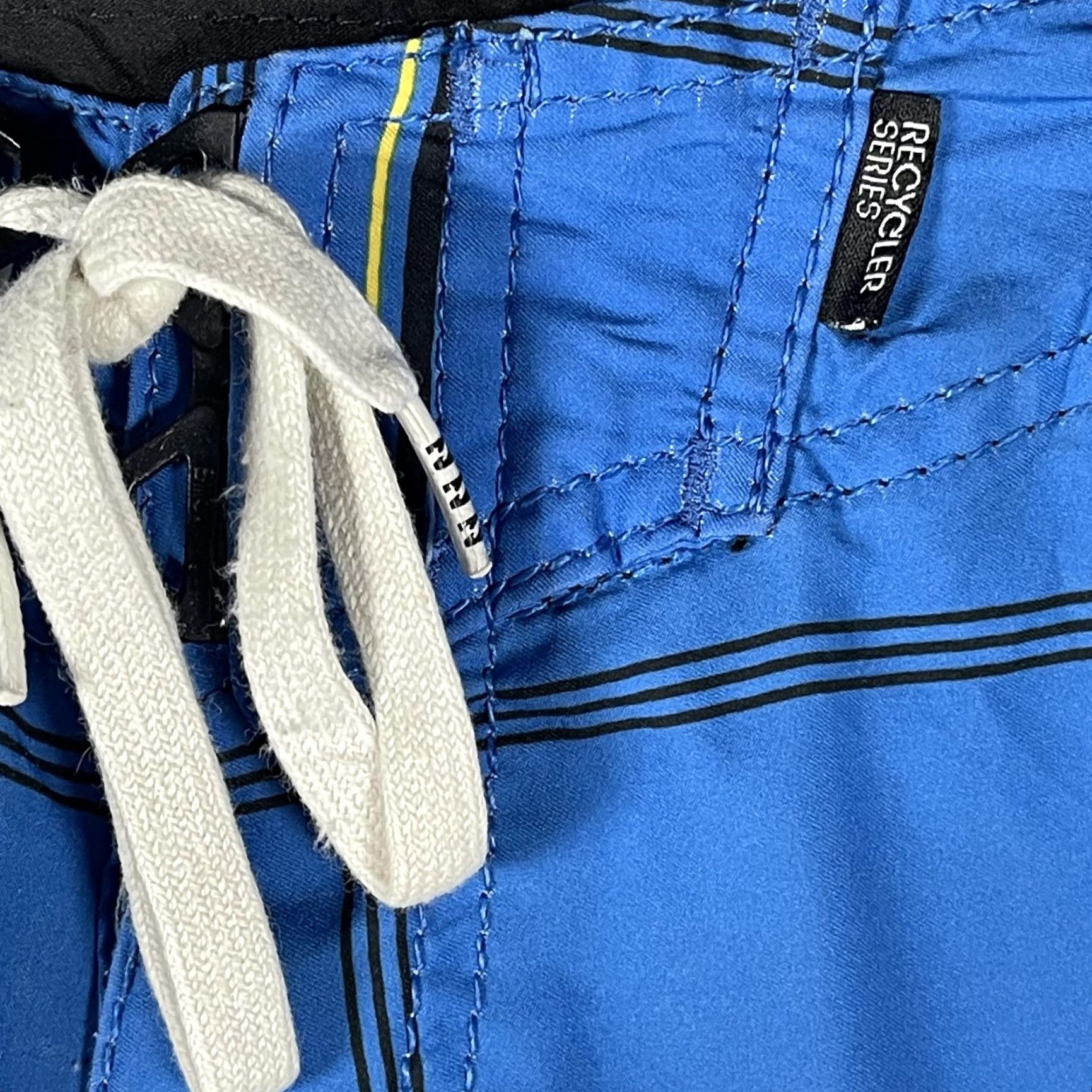 Billabong Billabong Board Shorts Mens 34 Blue Plaid Quick Dry Drawstring Pocket Surf Trunks Size US 34 / EU 50 - 4 Thumbnail
