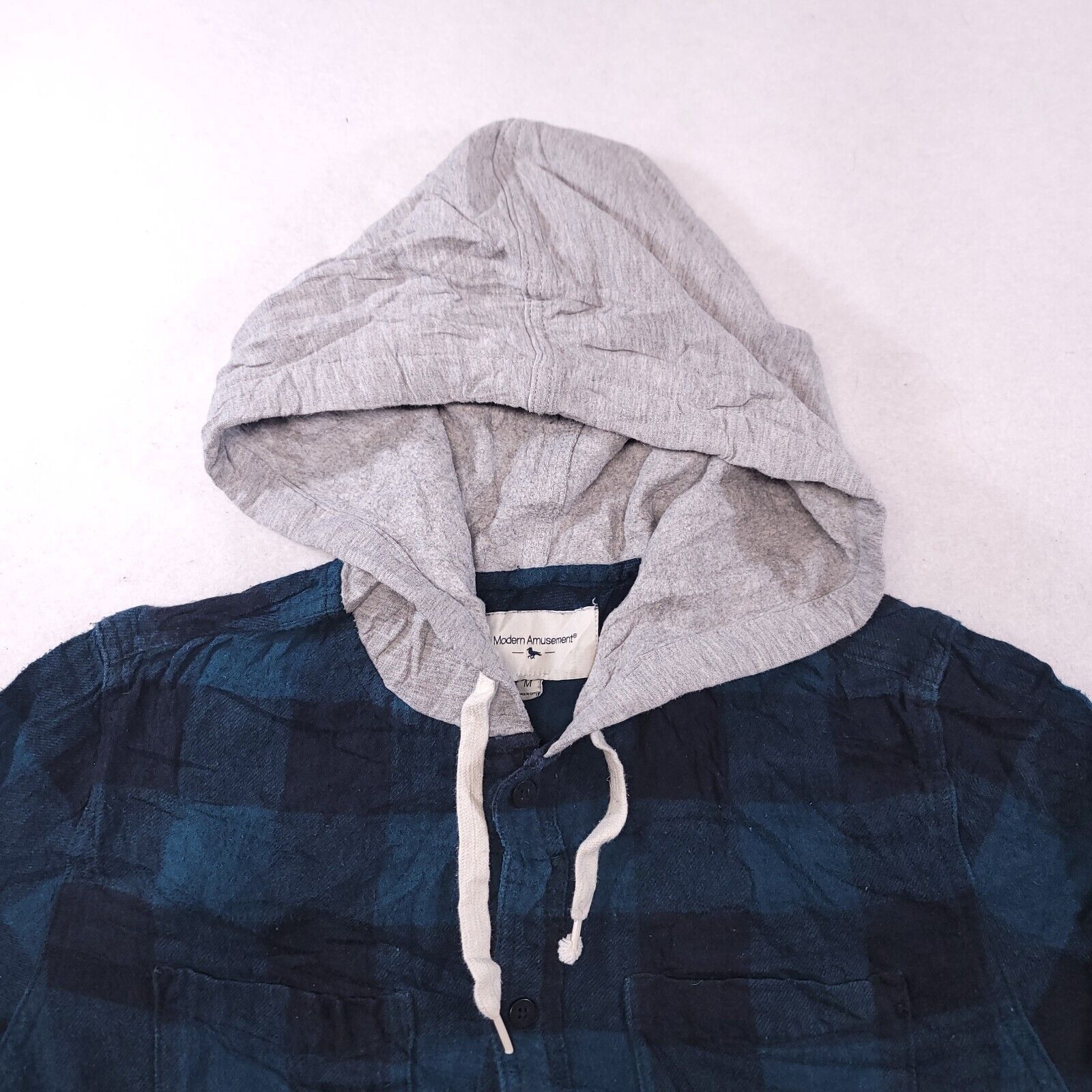 Modern Amusement Modern Amusement Button Up Hoodie Mens Size M Blue Plaid Size US M / EU 48-50 / 2 - 1 Thumbnail