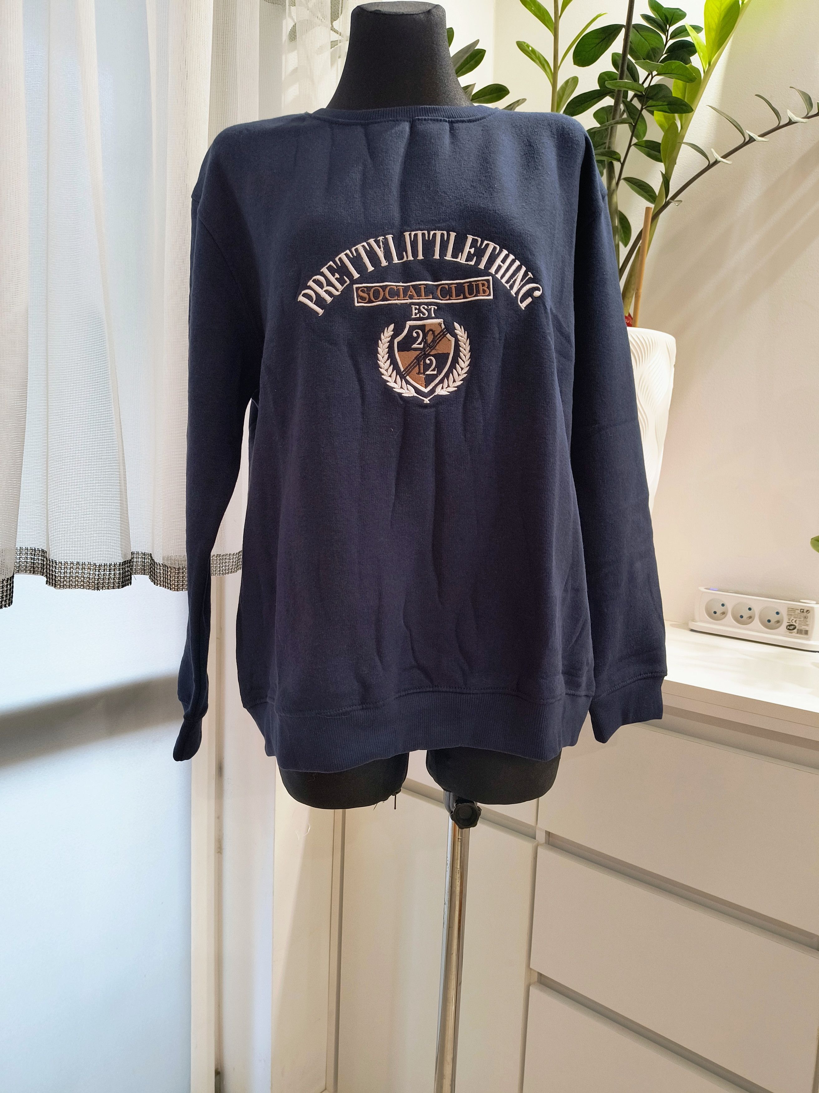 PrettyLittleThing Long sweatshirt XL·New with tags·PrettyLittleThing Size XL / US 12-14 / IT 48-50 - 1 Thumbnail