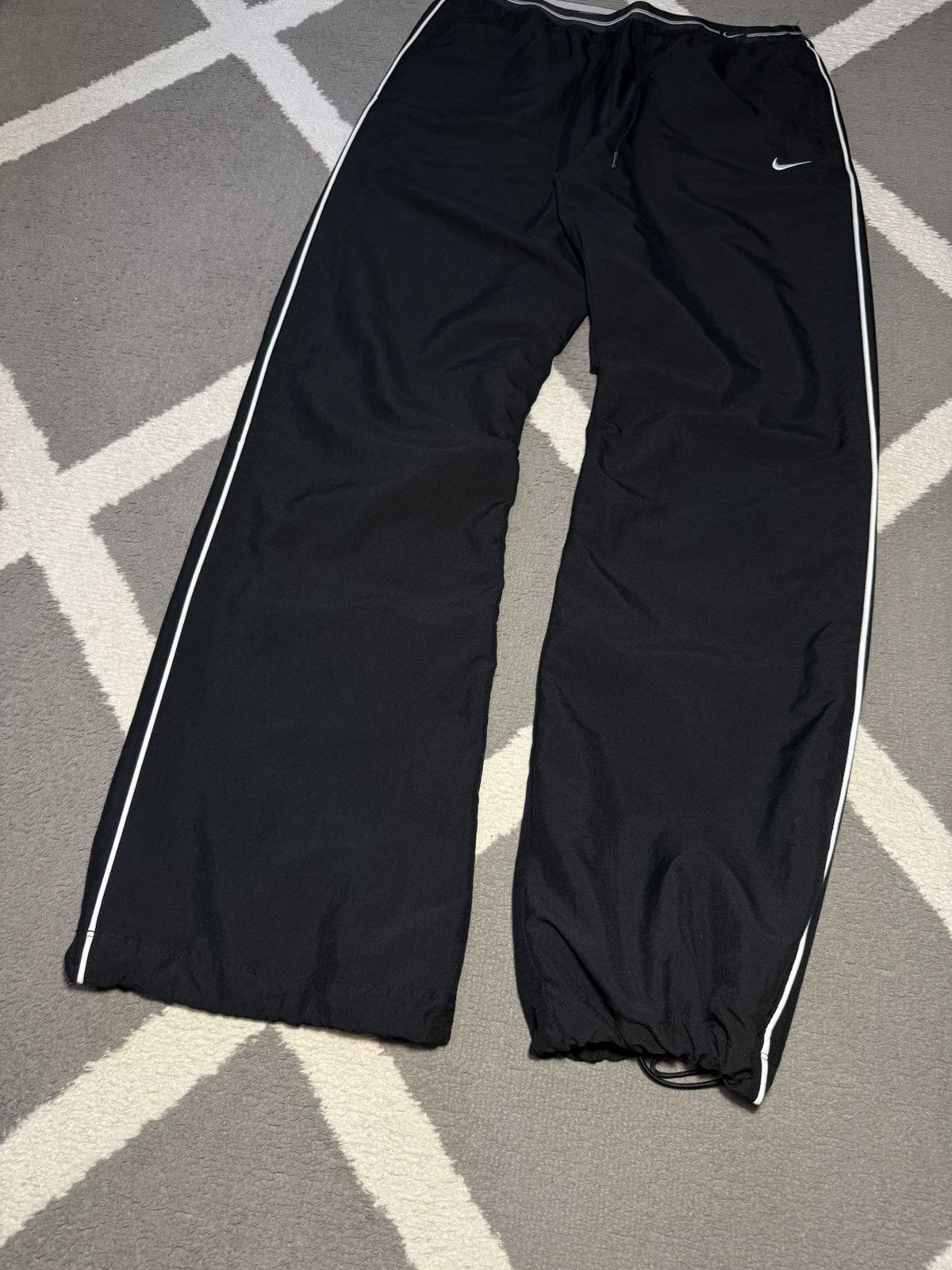 Nike Vintage 00’s Nike Swoosh Women’s Parachute Track Pants Size 26" / US 2 / IT 38 - 10 Thumbnail
