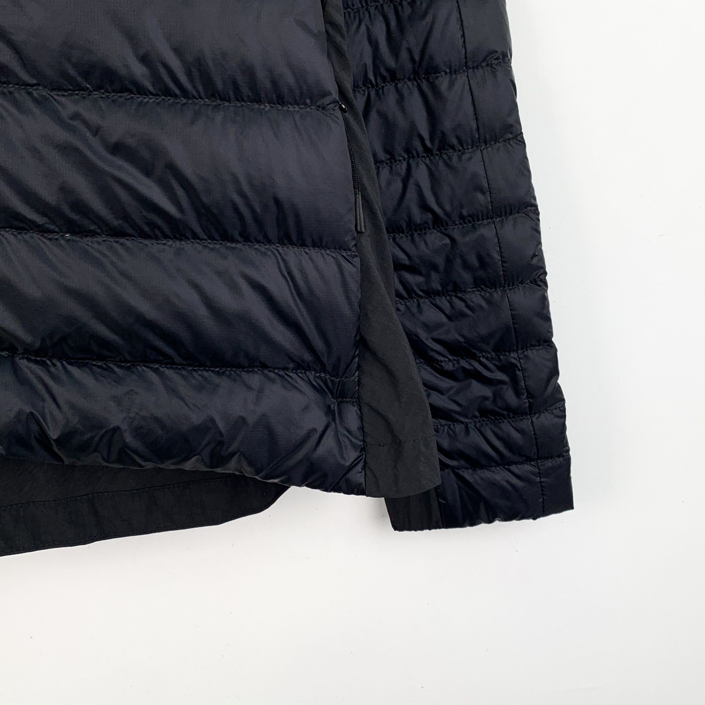 Canada Goose Canada Goose Roncy Black Down Jacket (Size M) Size US M / EU 48-50 / 2 - 5 Thumbnail