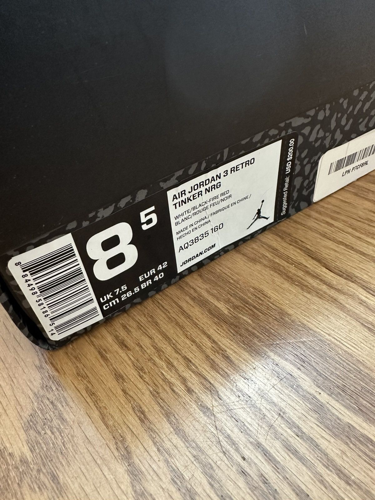 Jordan Brand × Nike Jordan 3 Tinker NRG Size US 8.5 / EU 41-42 - 9 Thumbnail