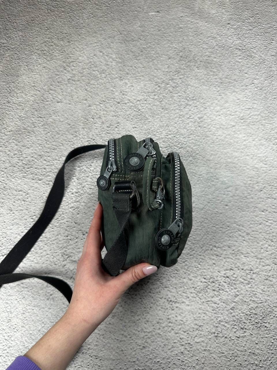 Japanese Brand Vintage Japan Messenger Sling Bag Distressed Y2K Faded Size ONE SIZE - 7 Thumbnail