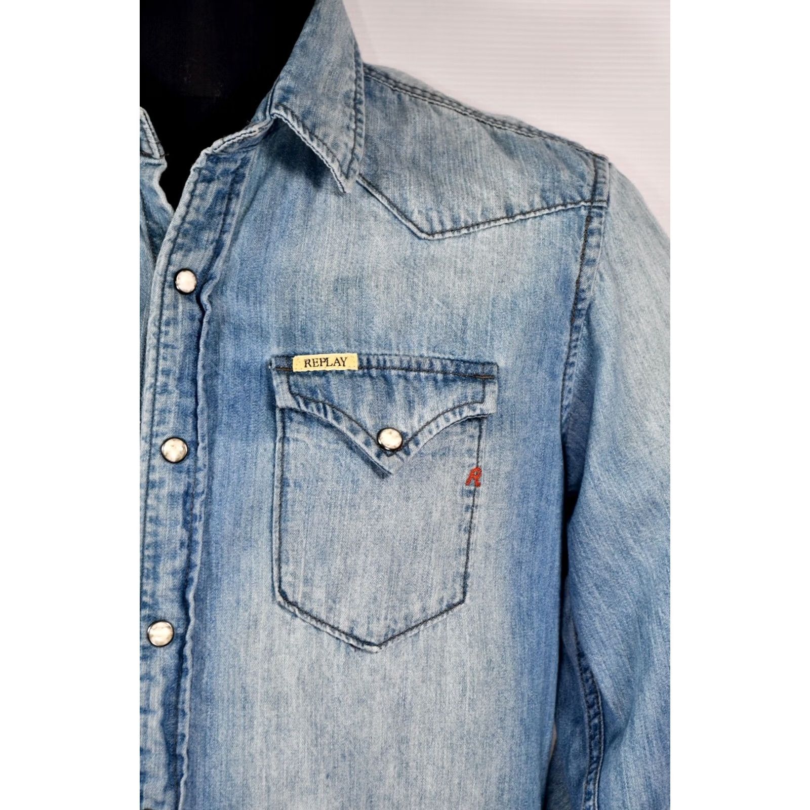 Replay Replay Denim Distressed Men's Long Sleeve Snap Shirt L Blue Cotton Denim Button-Up Collared 60s? 0 Size US L / EU 52-54 / 3 - 3 Thumbnail
