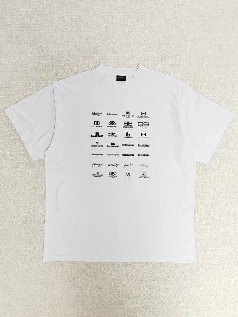 Balenciaga size 3 Full-print archives printed short-sleeved