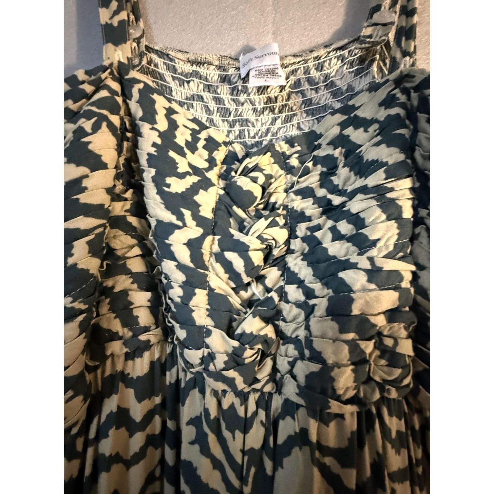 Soft Surroundings Soft Surroundings Dress Womens Large Green Animal Print Smocked Maxi Sundress Size L / US 10 / IT 46 - 6 Thumbnail