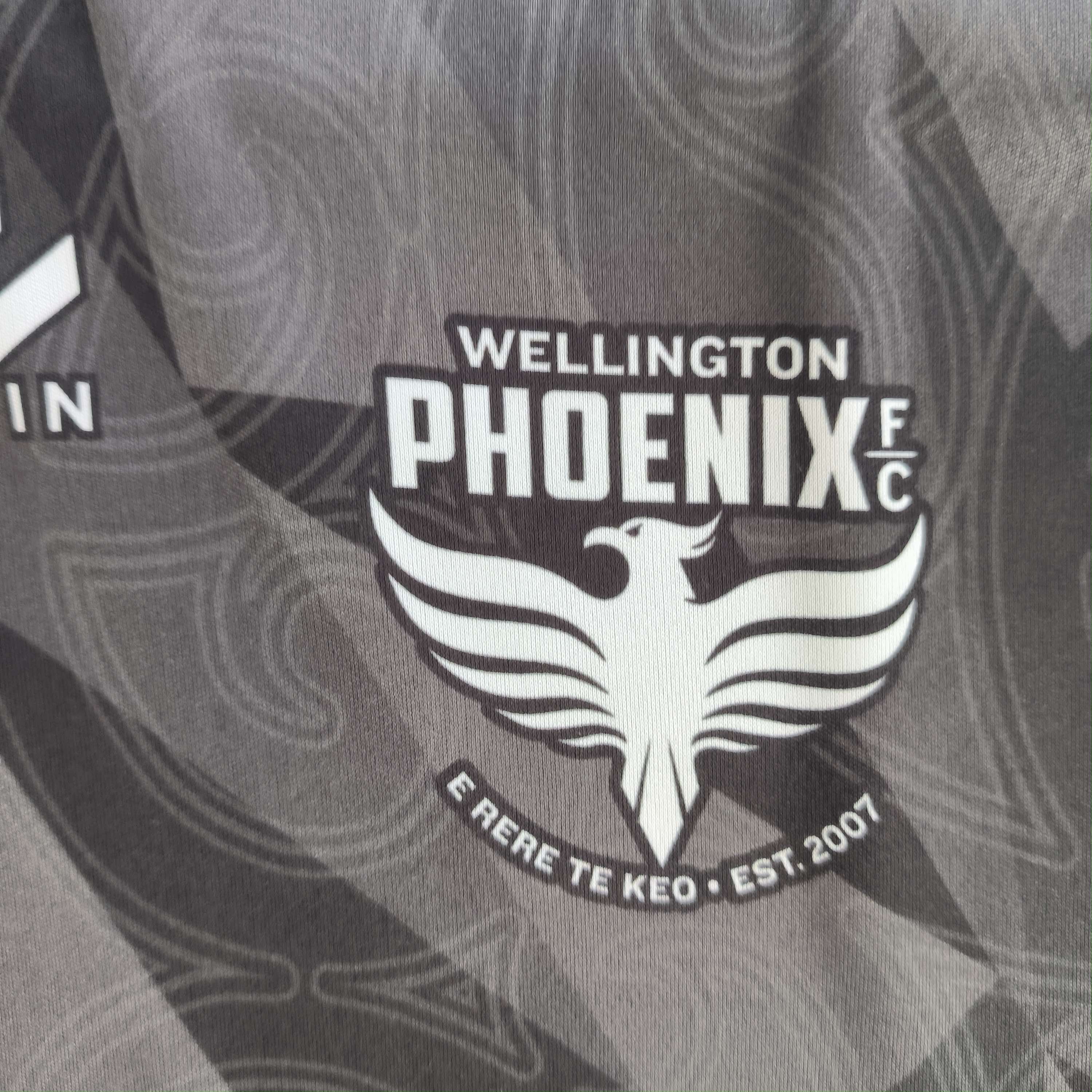 Other Wellington Phoenix 2024-25 Paladin away football jersey sz L Size US L / EU 52-54 / 3 - 4 Thumbnail