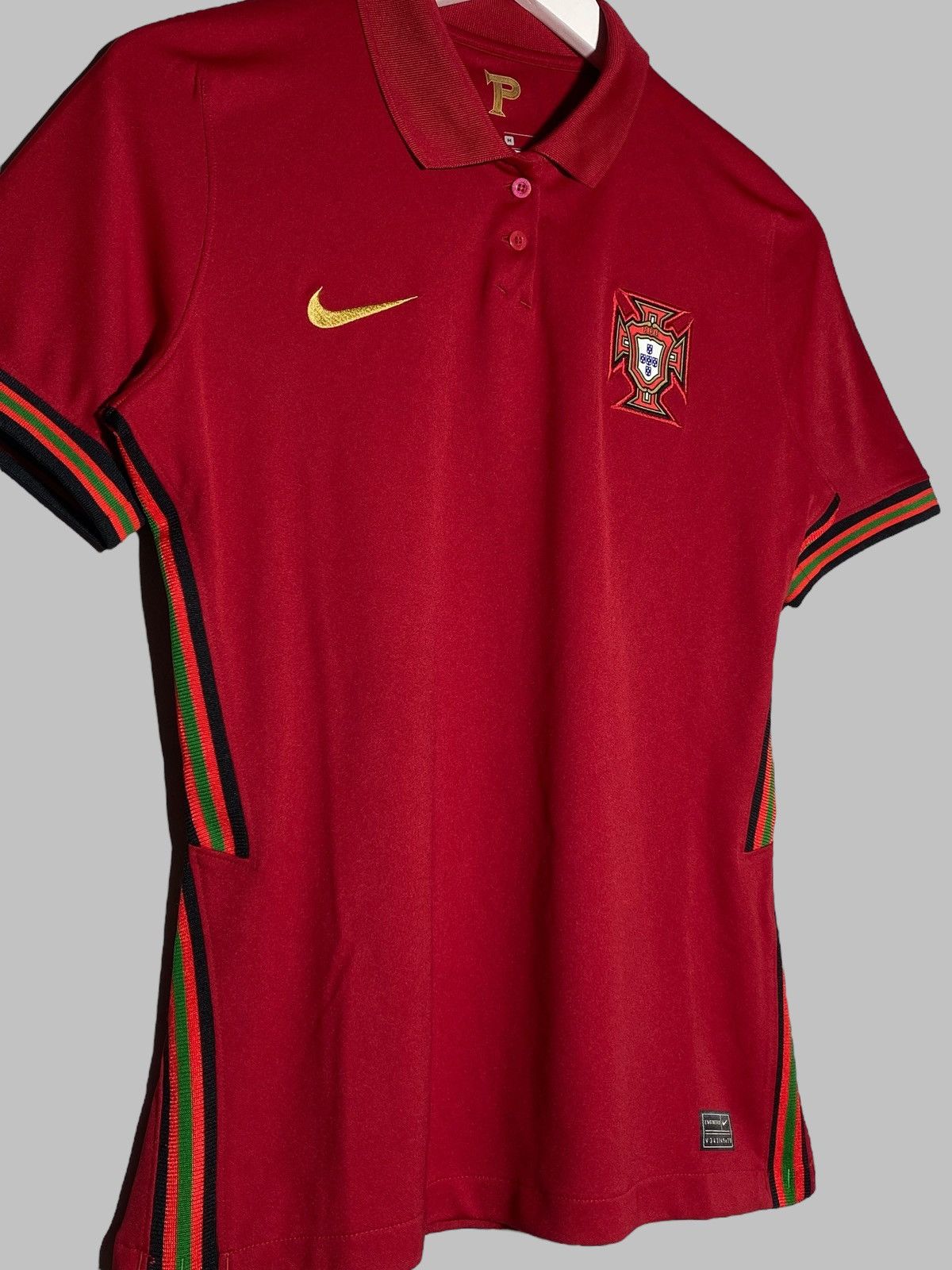 Nike 🔥 PORTUGAL NIKE VINTAGE JERSEY CR7 EURO 2020 RARE VIBES Size US M / EU 48-50 / 2 - 3 Thumbnail