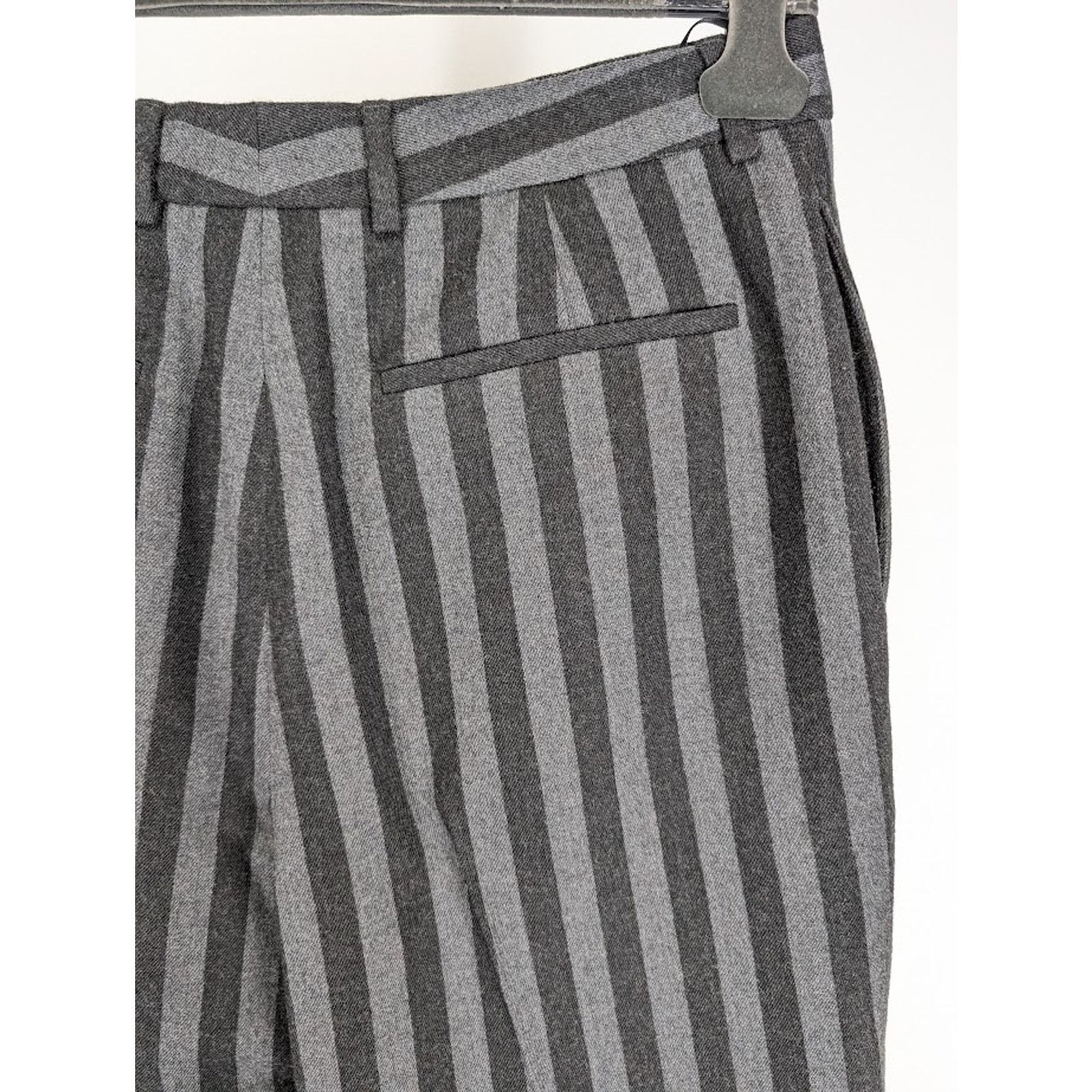Saint Laurent Paris o1rshd1 Q:2 / Tailleur Rayure Brossee Pant in Gris Anthr Size US 34 / EU 50 - 13 Thumbnail