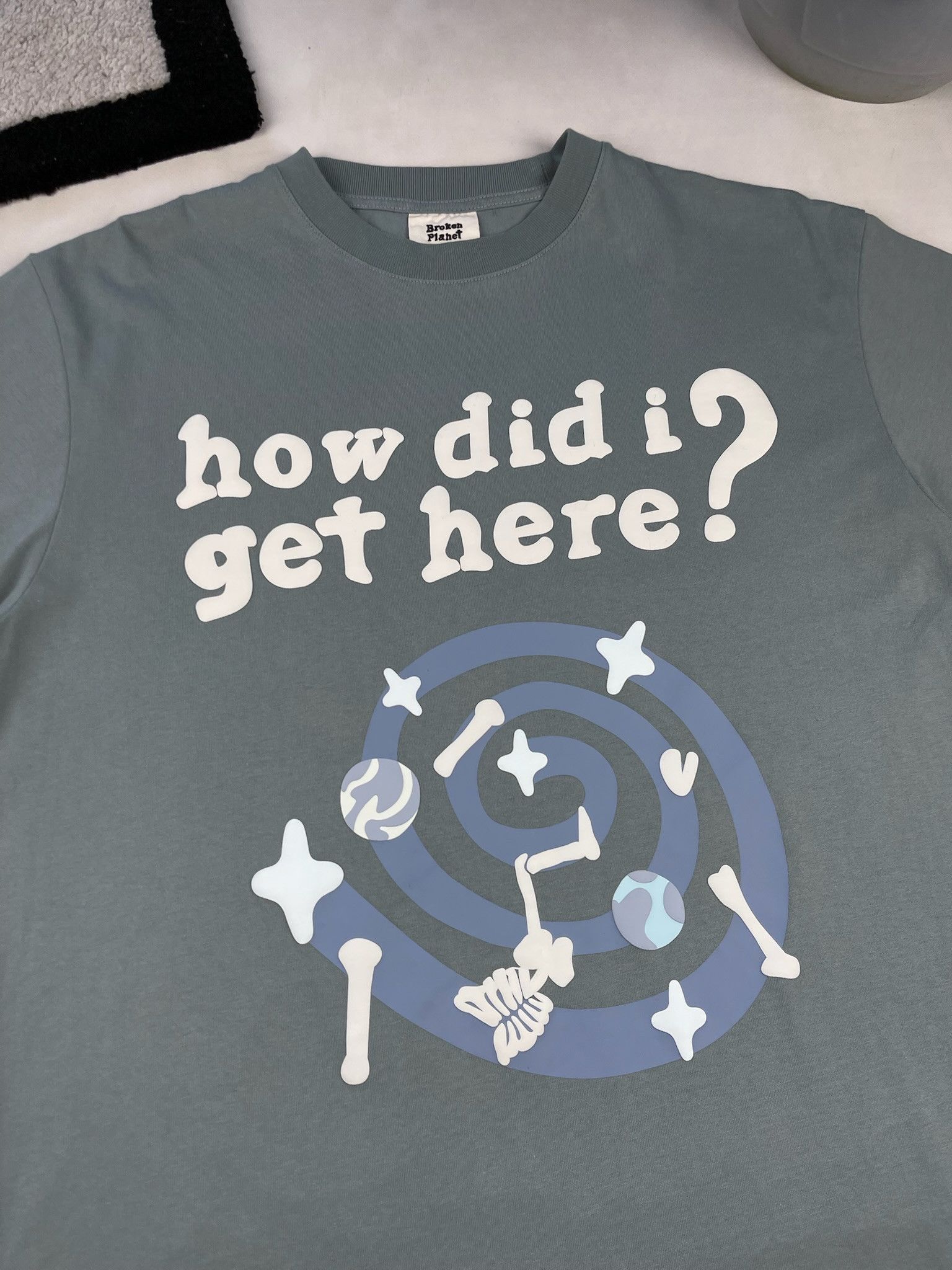 Broken Planet Broken Planet T-shirt oversized bones in space skull Size US S / EU 44-46 / 1 - 4 Thumbnail