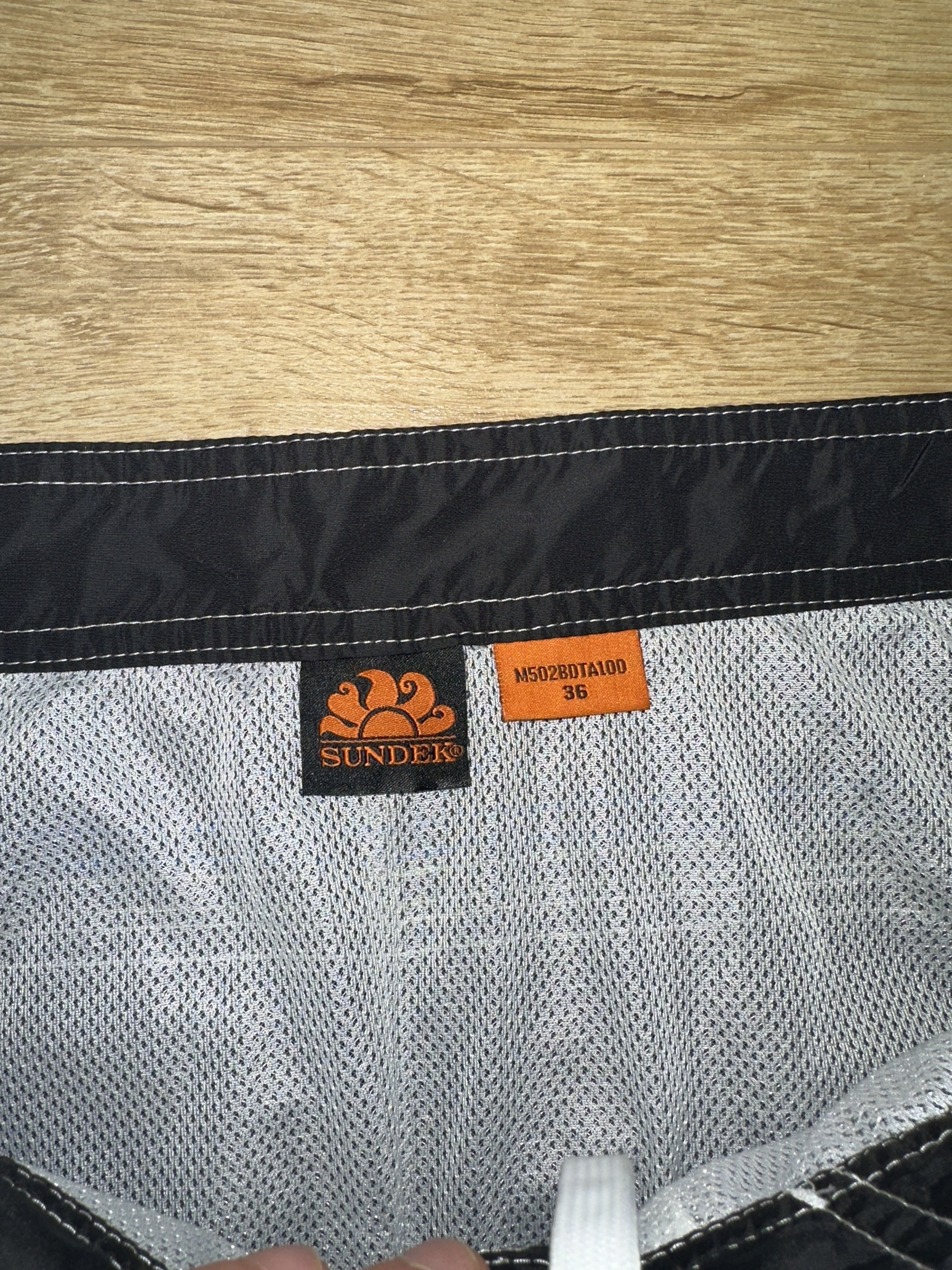 Sundek Sundek 36 Swim Shorts Men's Size 36 Rainbow Stripe Nylon Size US 36 / EU 52 - 3 Thumbnail