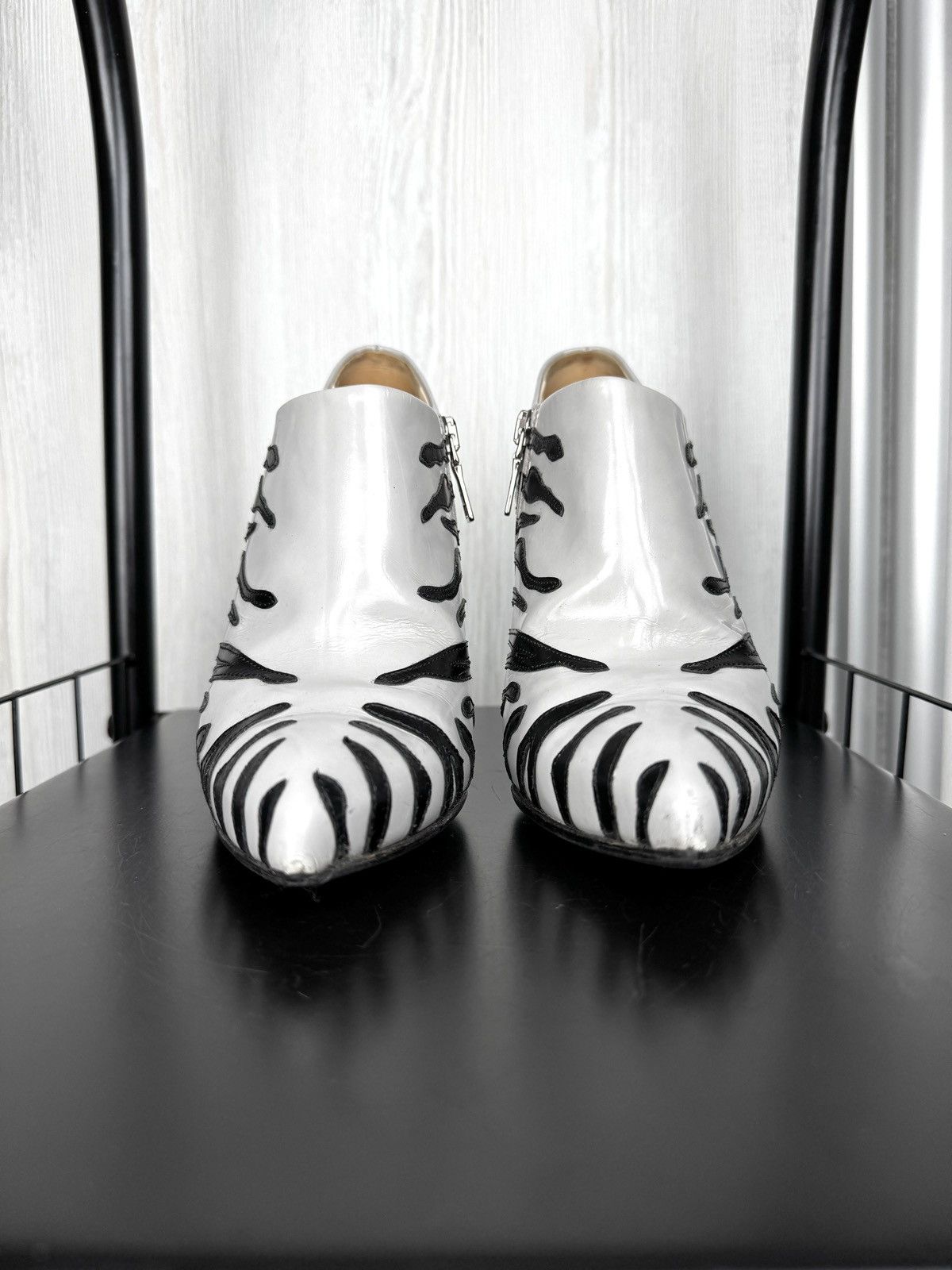 Prada Prada Grey Black Leather Tiger Stripe Ankle Boots size 36.5 Size US 6.5 / IT 36.5 - 6 Thumbnail