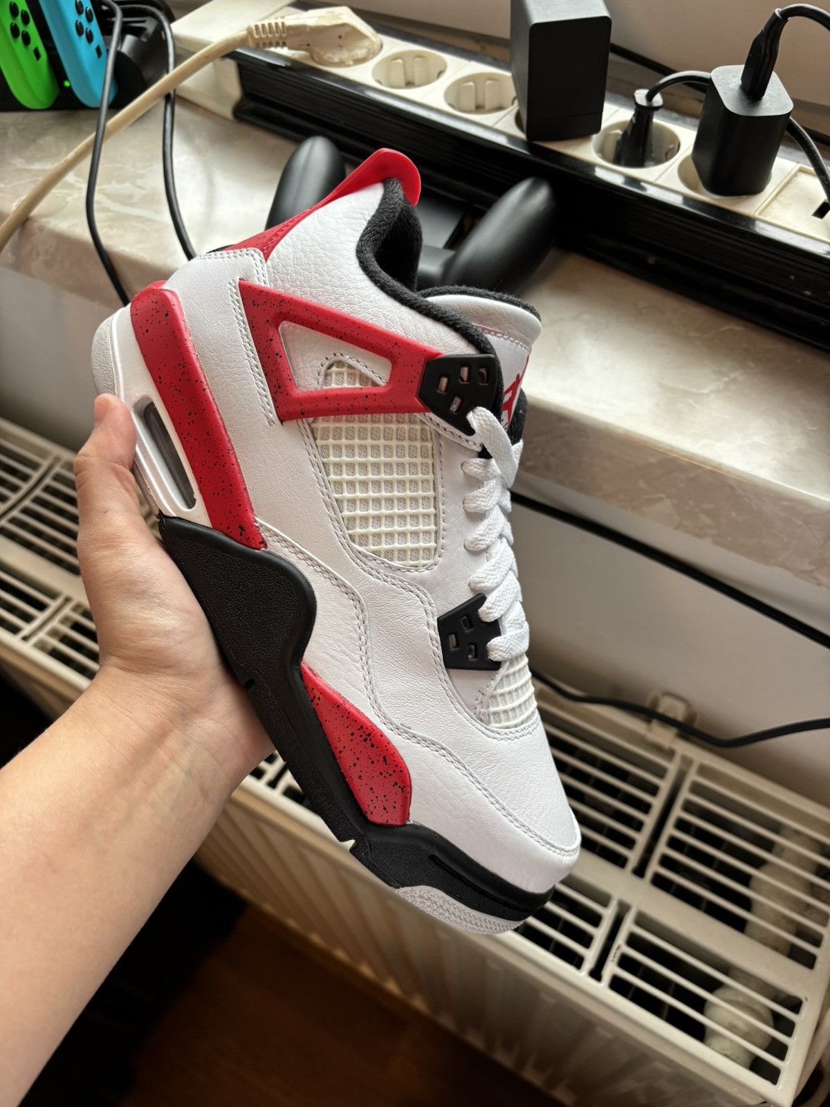 Nike air Jordan retro red cement
