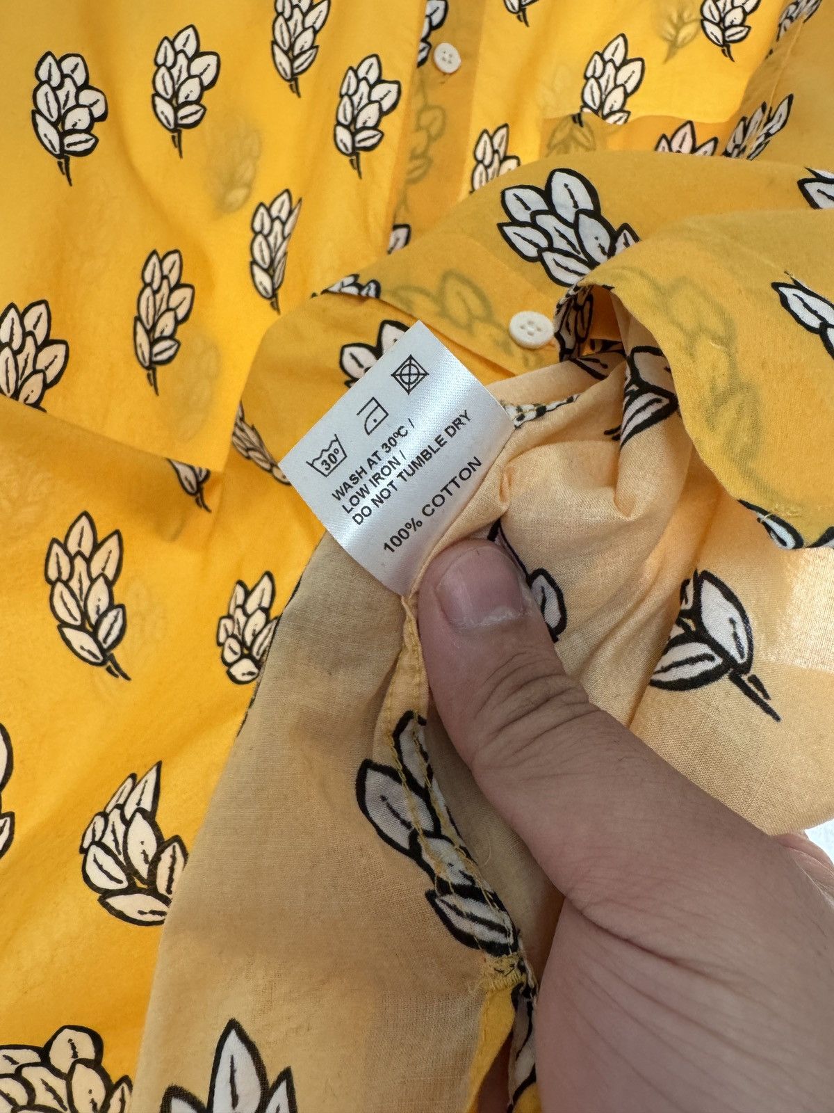 Jacquemus Jacquemus “Le Gadjo” wheat shirt Size US M / EU 48-50 / 2 - 7 Thumbnail