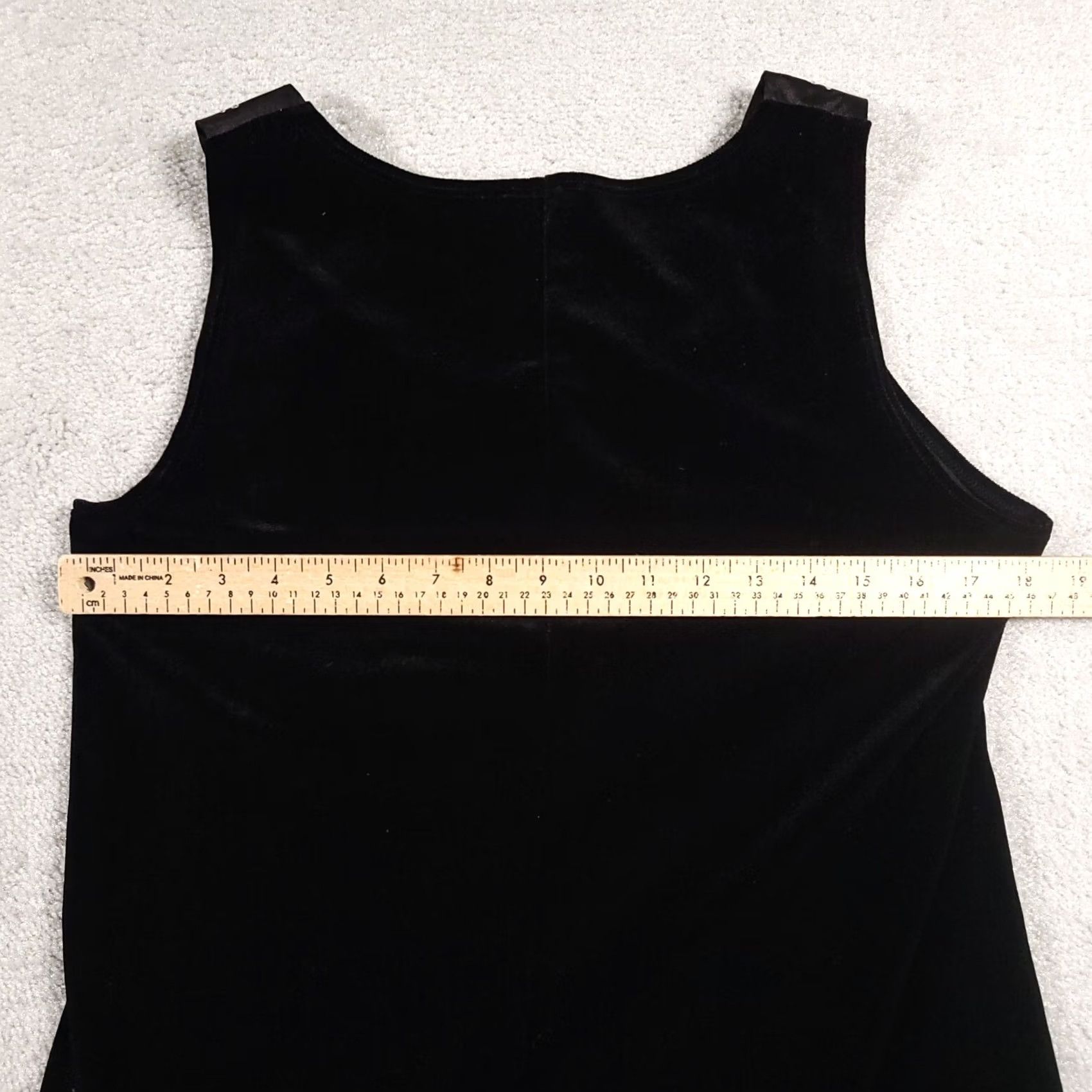 Velour VINTAGE Susan Lawrence Embellished Sleeveless Shirt Women's Medium Black Velour USA Tank Top Rhinestone Velour N/A Size M / US 6-8 / IT 42-44 - 4 Thumbnail