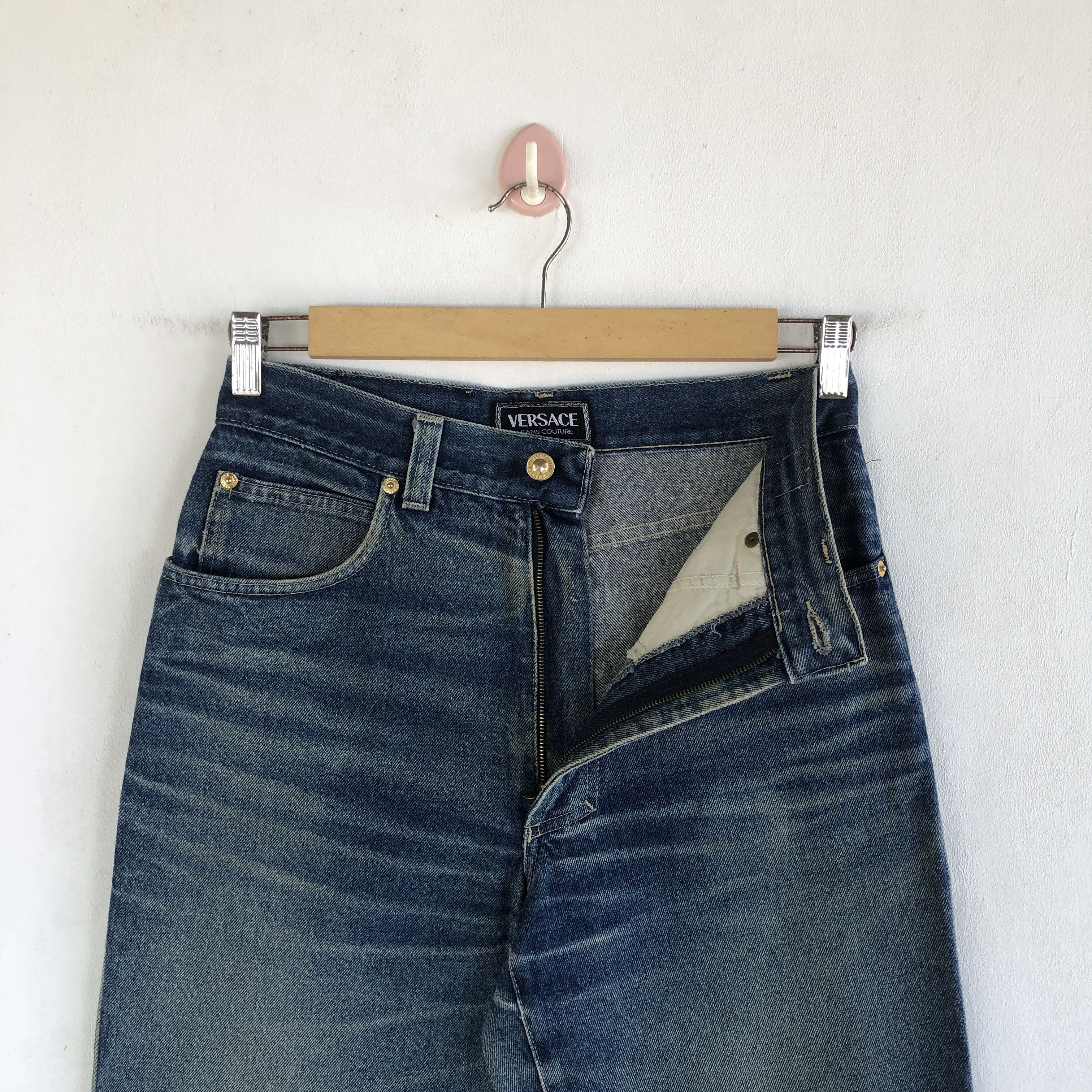 Versace Vintage Versace Jeans Medusa Versace Faded Light Wash Denim Size 28" / US 6 / IT 42 - 6 Thumbnail