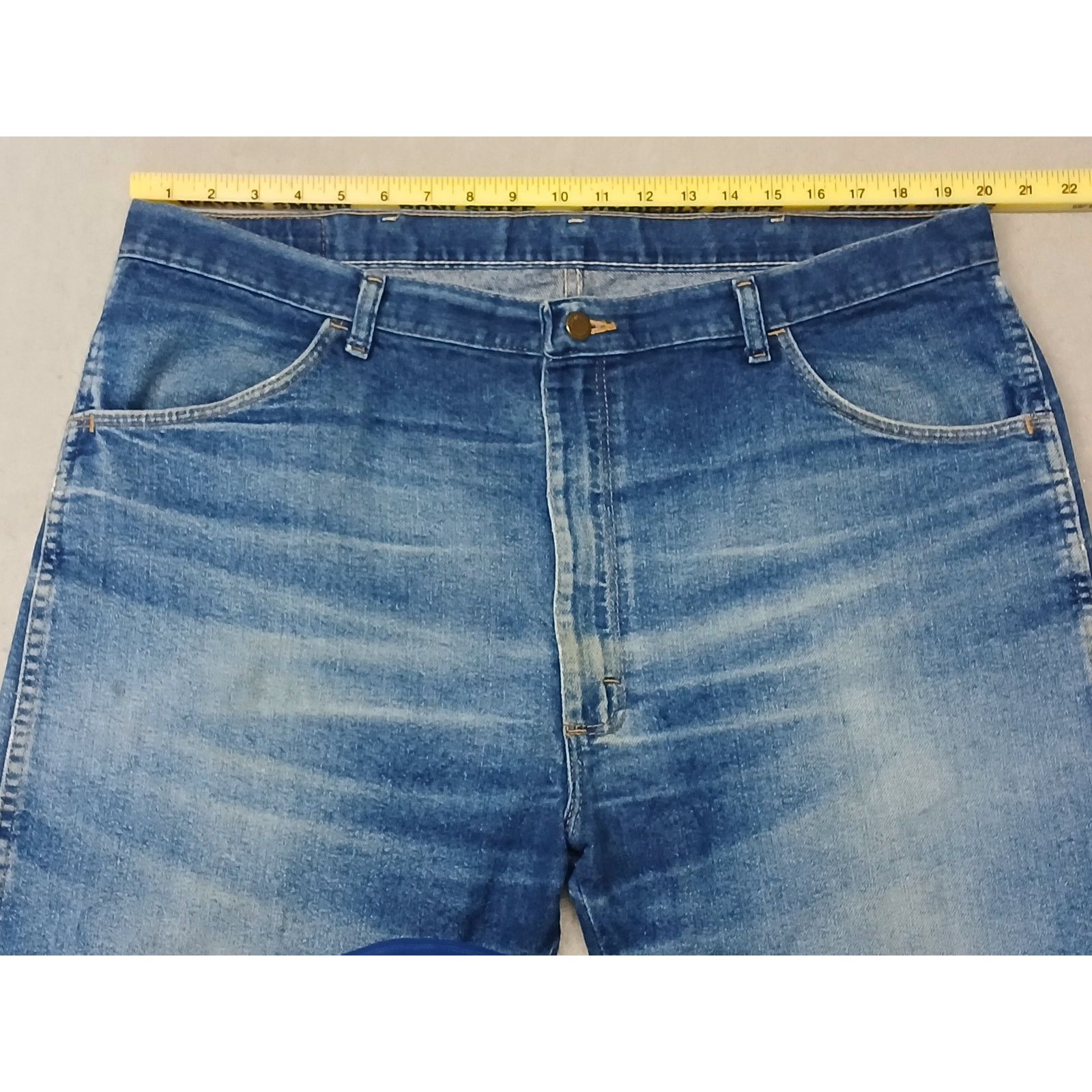 Wrangler Wrangler (40x30) Men's Relaxed Fit Straight Blue Denim Jeans Size US 40 / EU 56 - 3 Thumbnail