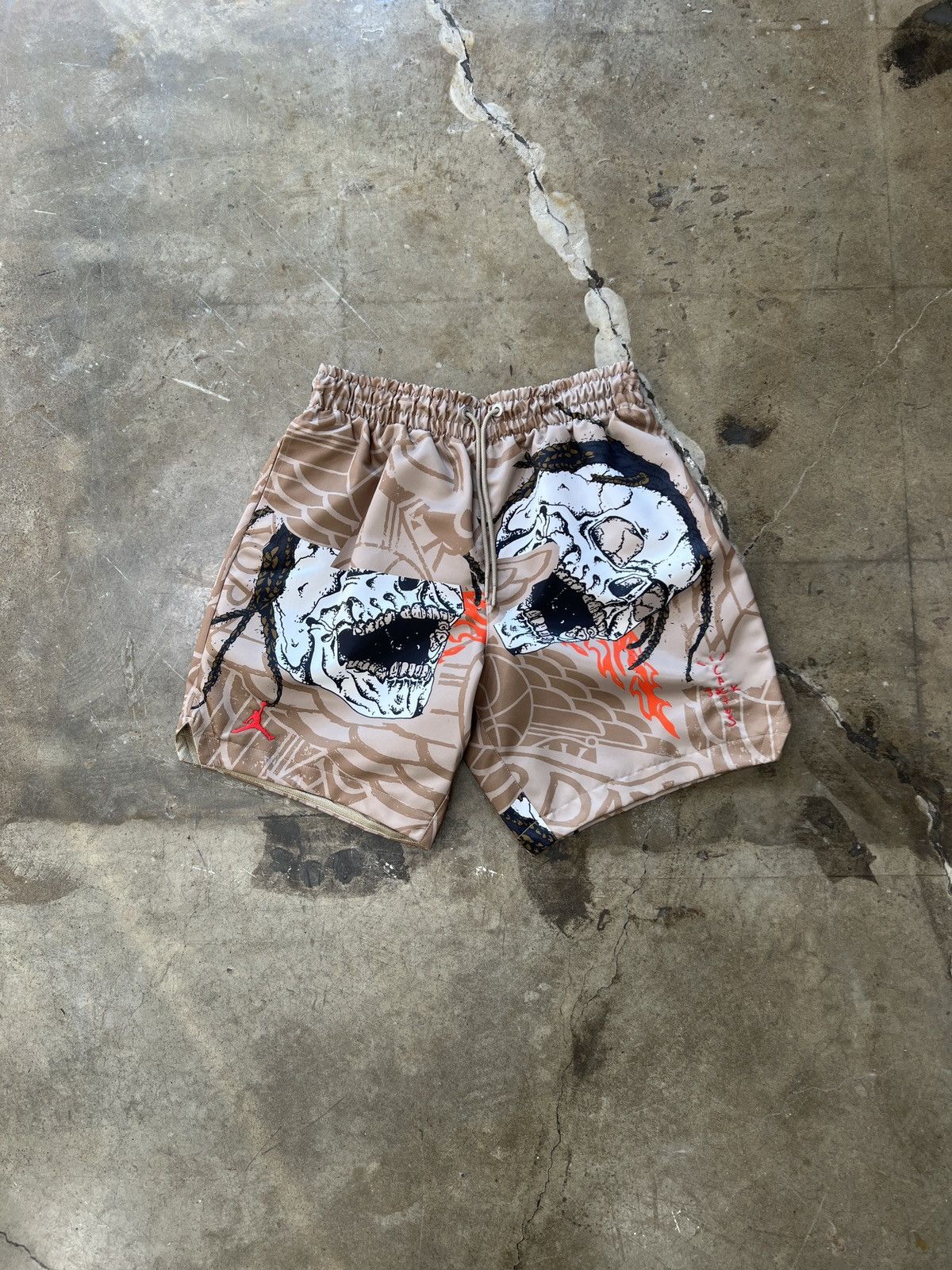 Jordan Brand × Travis Scott Travis Scott Cactus Jack Jordan Shorts Sz. Medium Size US 32 / EU 48 - 2 Thumbnail