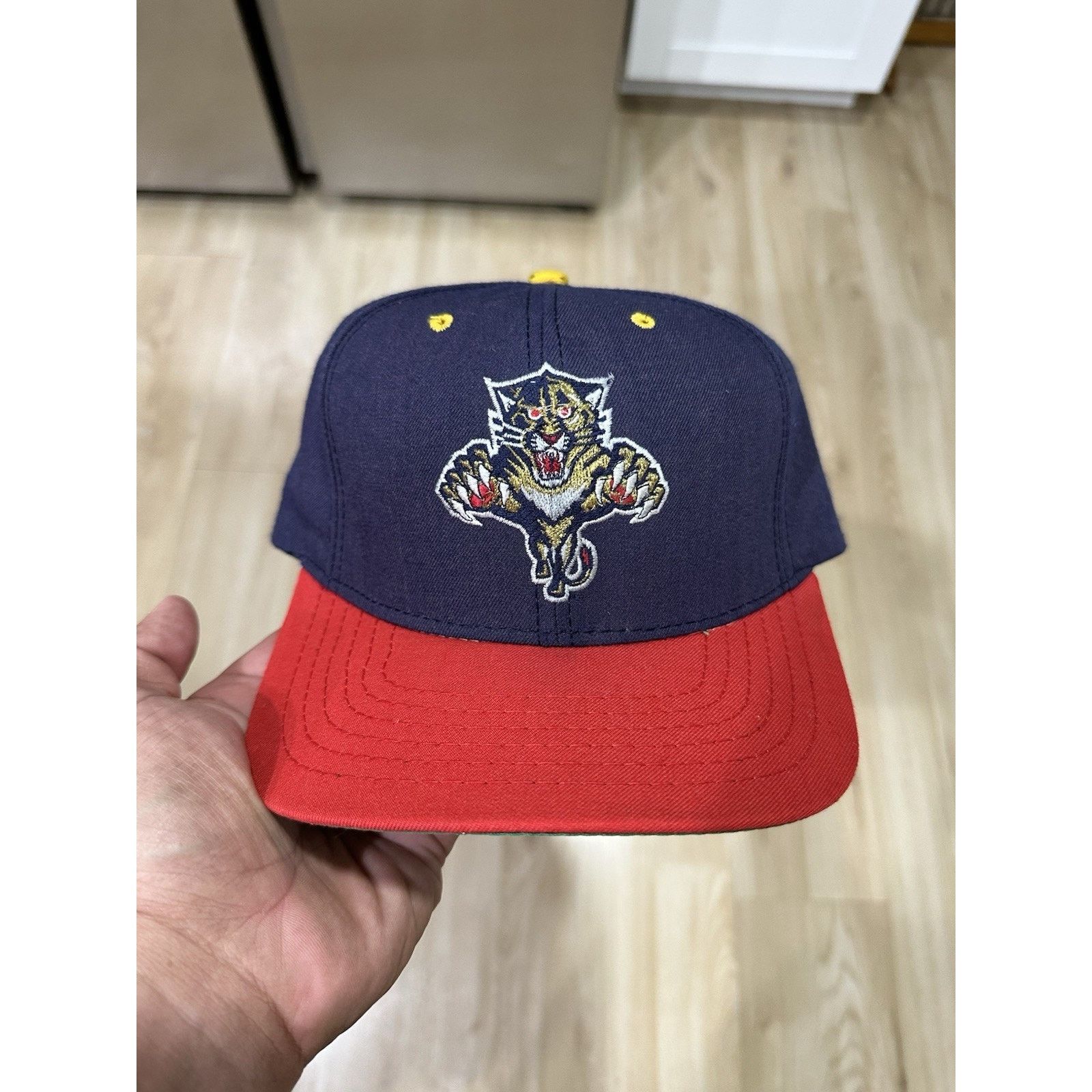 & Other Stories VINTAGE 90s Florida Panthers NHL ANNCO Blockhead Snapback Size ONE SIZE - 1 Thumbnail
