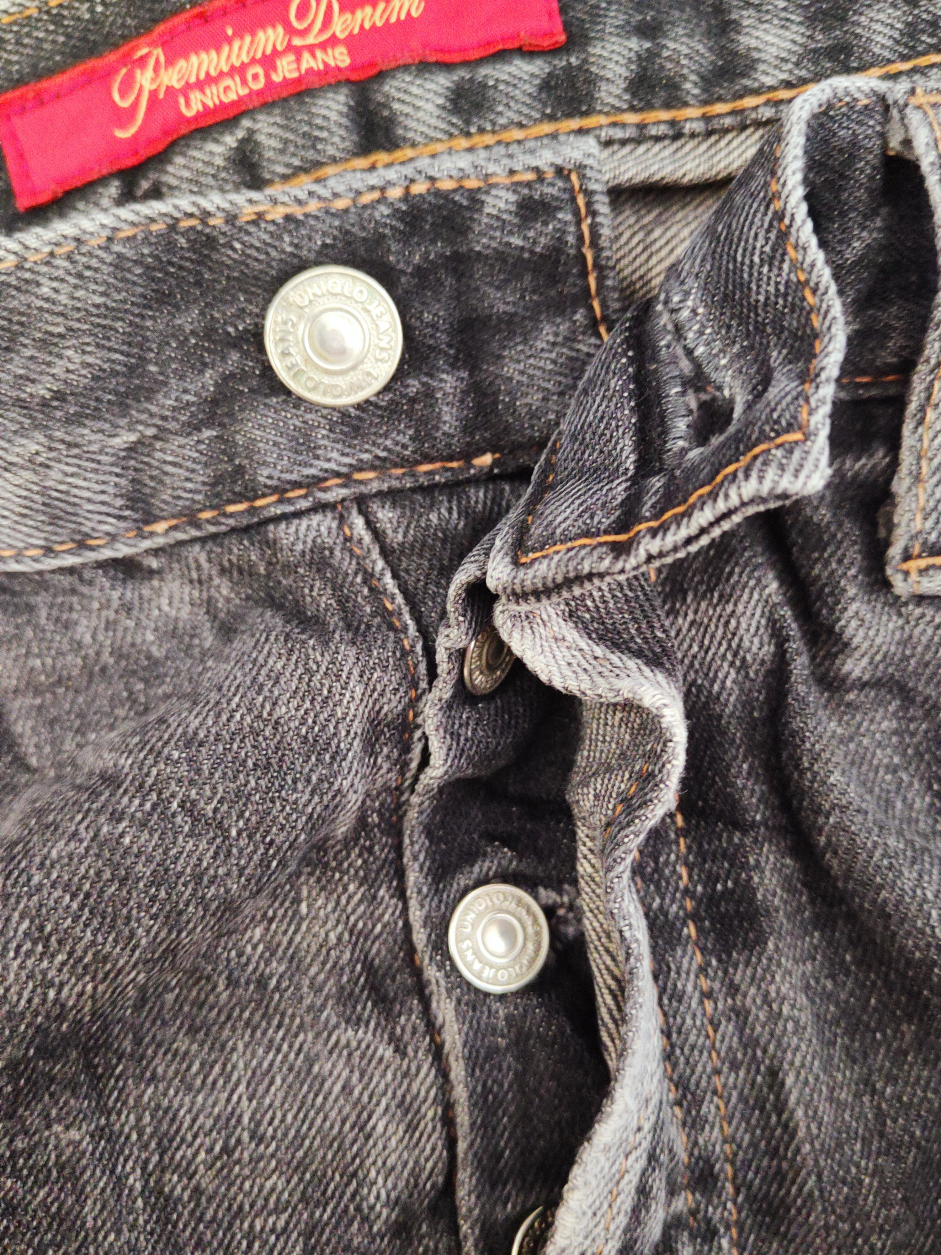 Japanese Brand Uniqlo Black Faded Distressed Ripped Jeans #S2670 Size US 32 / EU 48 - 13 Thumbnail
