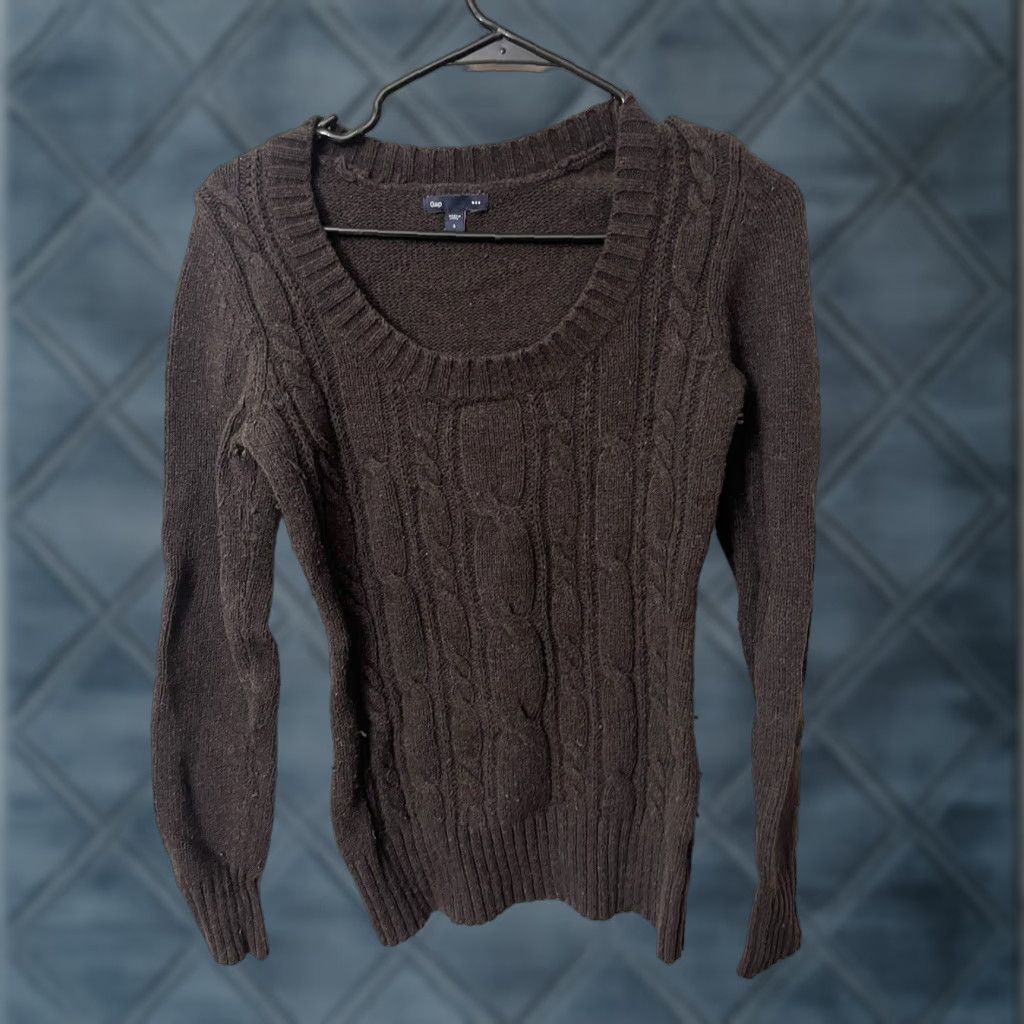 Gap VINTAGE Gap Cable-Knit Sweater Women’s Small Brown Solid Round Neck Pullover Lightweight Size S / US 4 / IT 40 - 1 Thumbnail