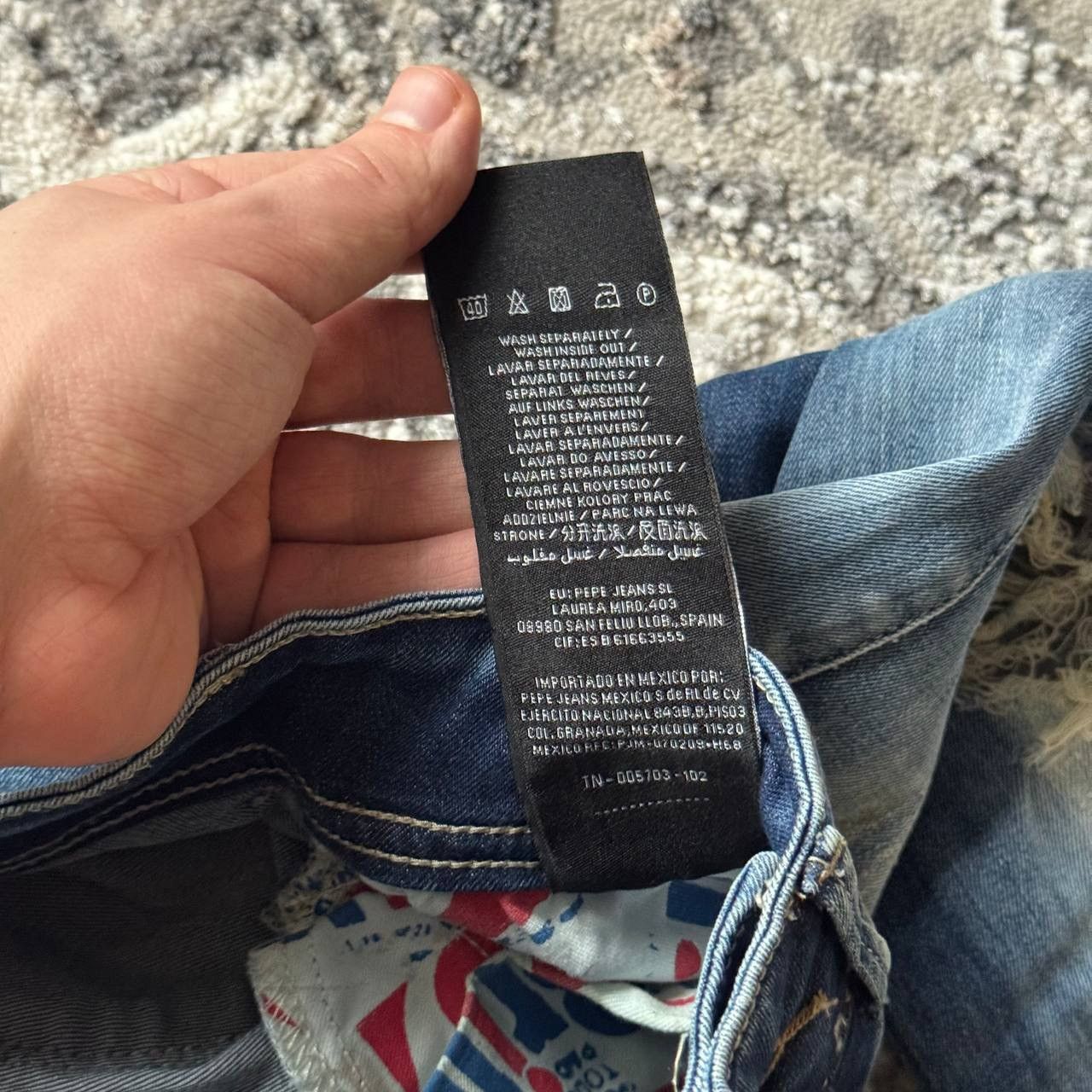 Andy Warhol Andy Warhol Pepe Jeans Crazy Distressed Washed Denim Jeans Size US 26 / EU 42 - 9 Thumbnail