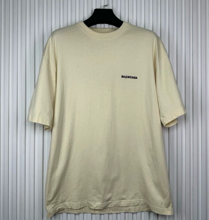 Balenciaga Balenciaga Printed logo short sleeves with khaki back. Size US M / EU 48-50 / 2 - 1 Thumbnail