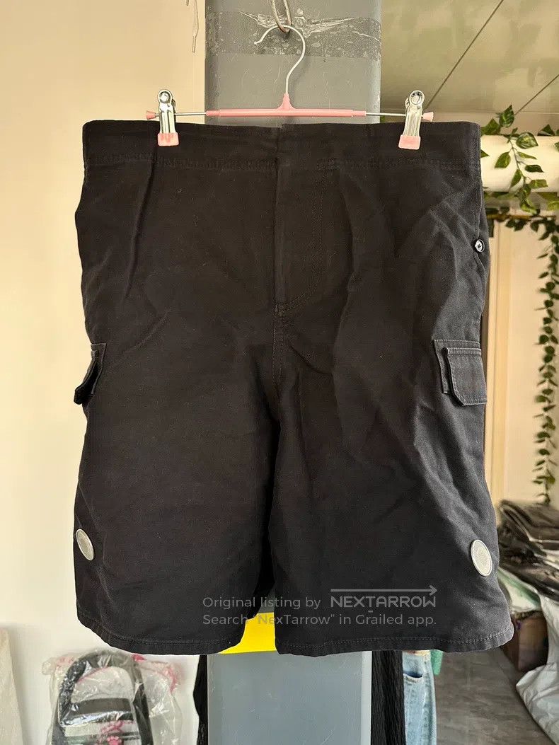Givenchy Givenchy SizeXL Black shorts Size US 30 / EU 46 - 1 Thumbnail