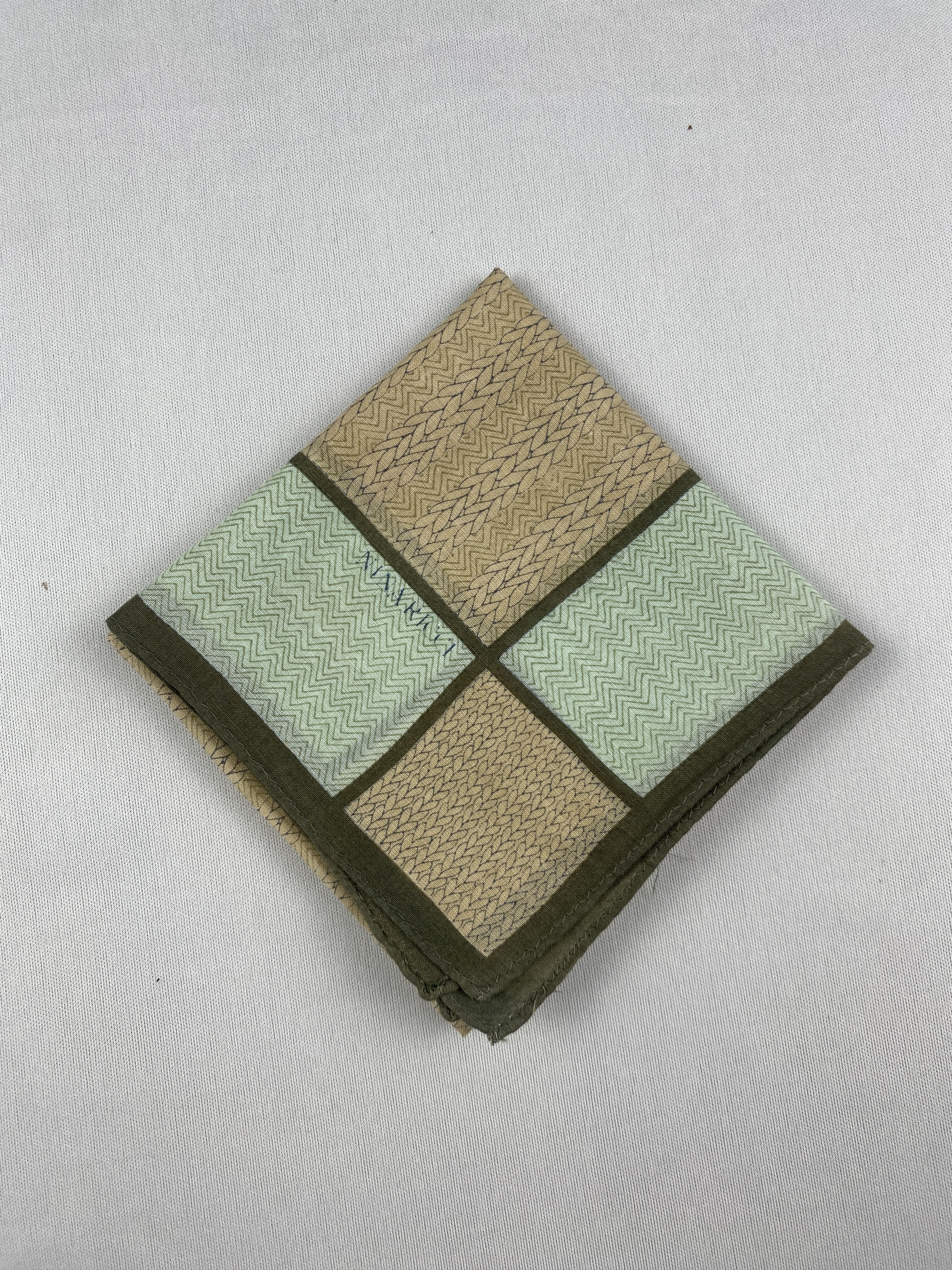 Other Vintage Nina Ricci Handkerchief Pocket Square Bandana HM0029 Size ONE SIZE - 3 Thumbnail