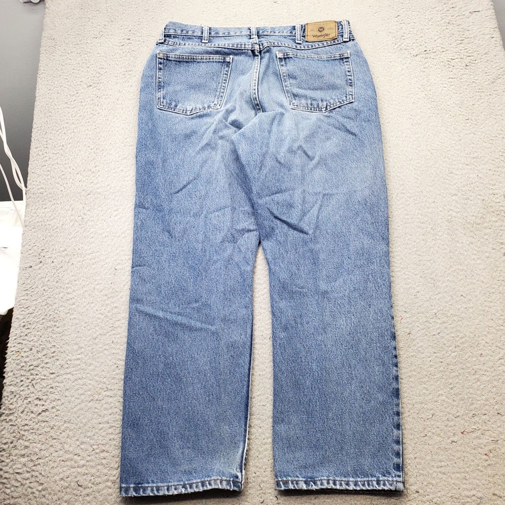 Wrangler Wrangler Jeans Mens 35x30 Blue Premium Denim Relaxed 5-Pocket Straight Leg Size US 35 - 2 Thumbnail